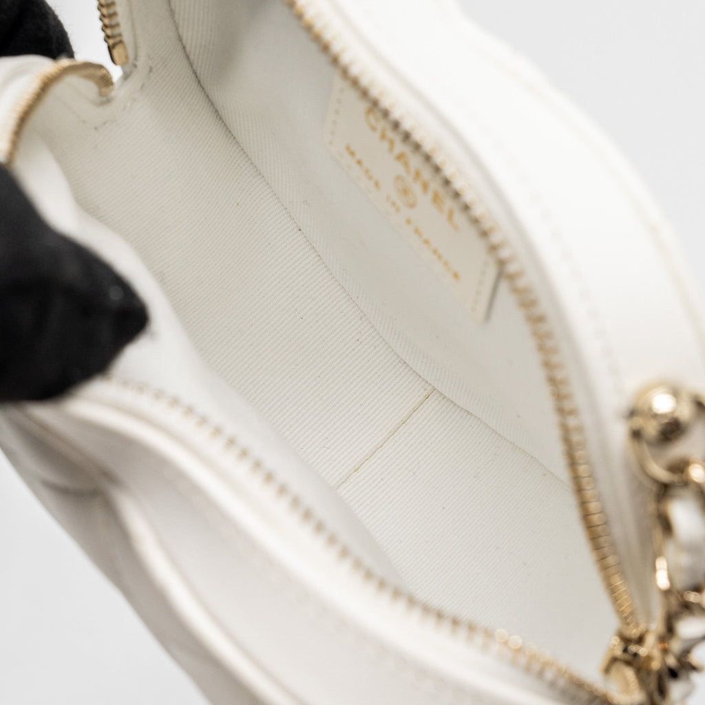 CHANEL 22S SMALL HEART BAG LAMBSKIN WHITE LGHW