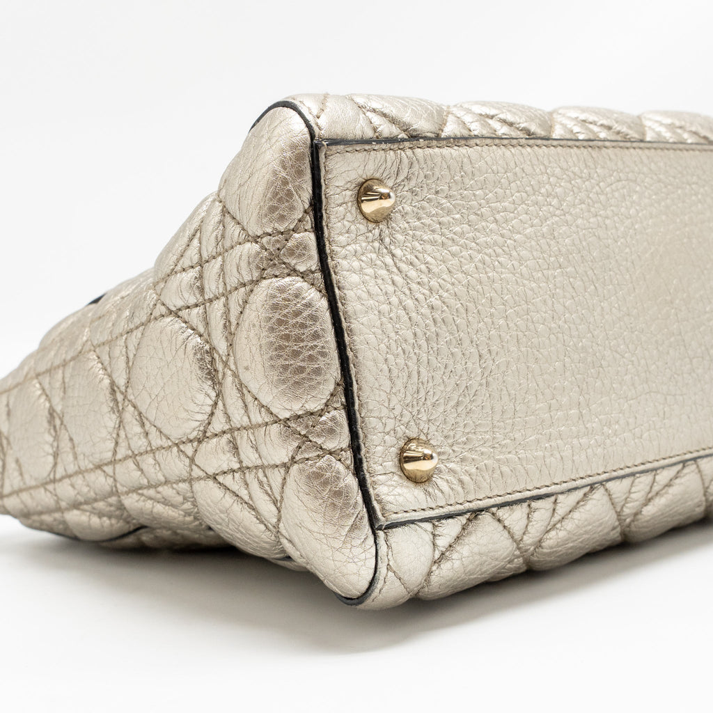 DIOR MEDIUM LADY DIOR CANNAGE CALFSKIN METALLIC GOLD LGHW