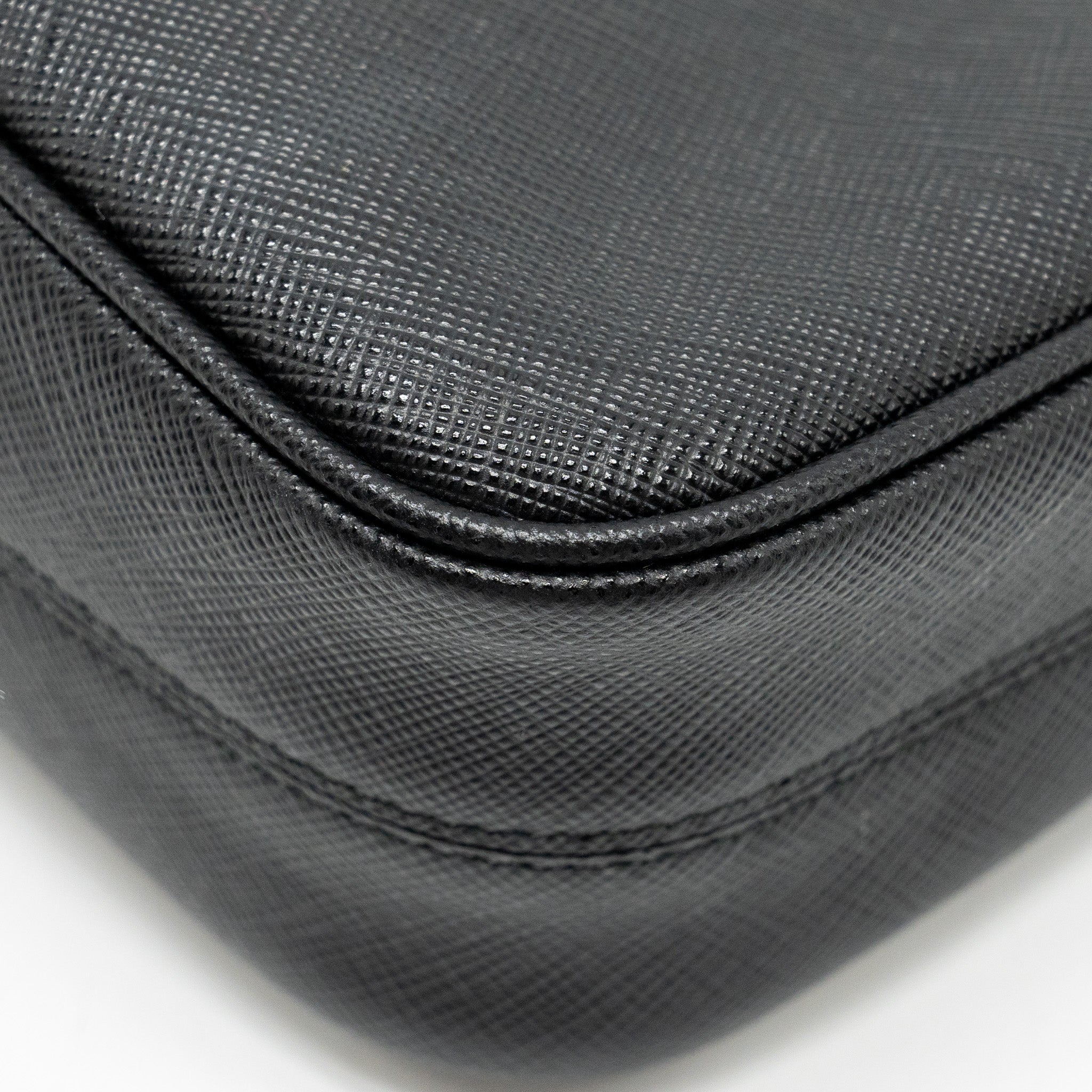 PRADA RE-EDITION 2005 SAFFIANO LEATHER BLACK GHW