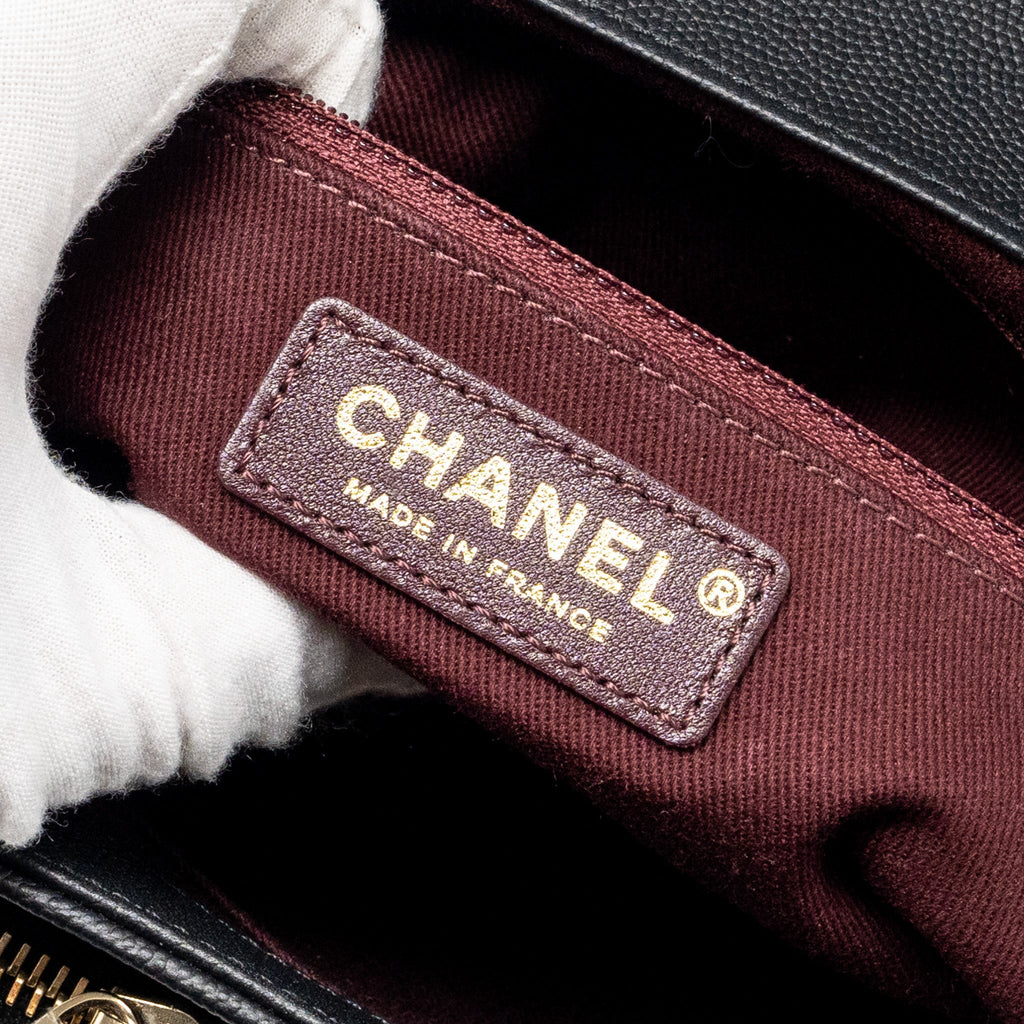 CHANEL MEDIUM BUSINESS AFFINITY CAVIAR BLACK LGHW