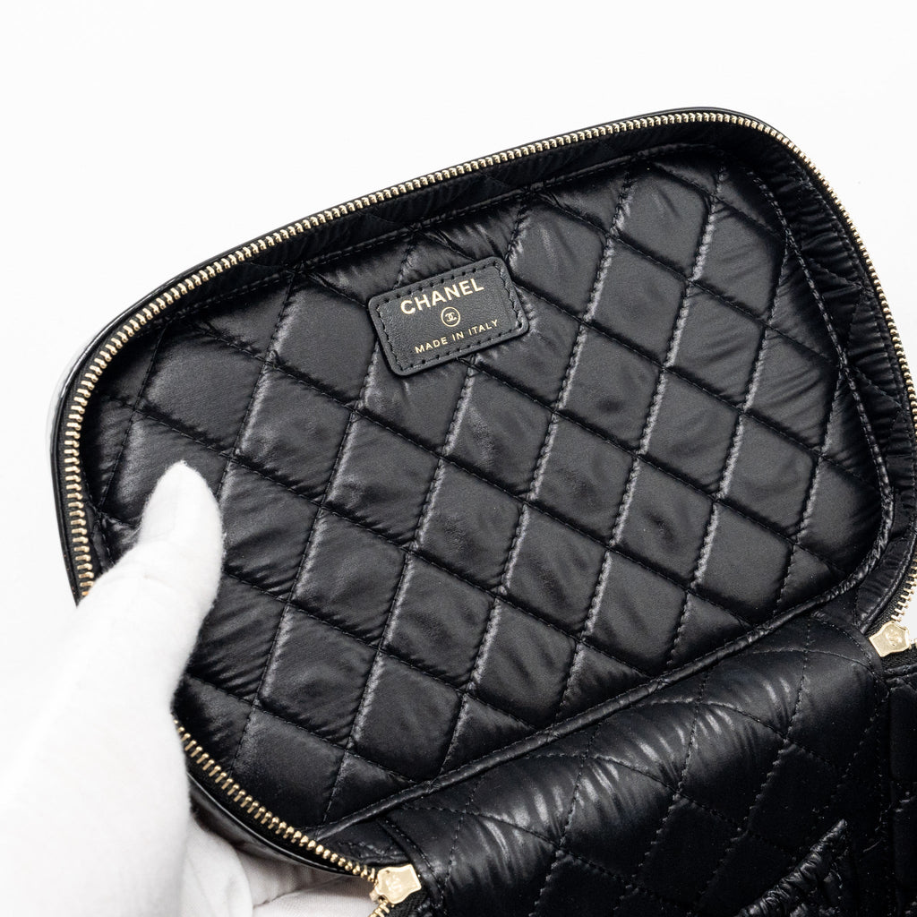 CHANEL TOP HANDLE VANITY CASE PATENT BLACK LGHW