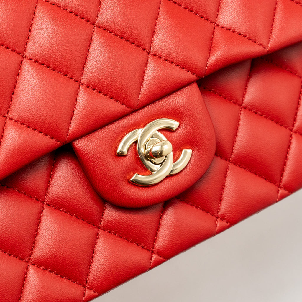 CHANEL MEDIUM CLASSIC DOUBLE FLAP BAG LAMBSKIN RED LGHW