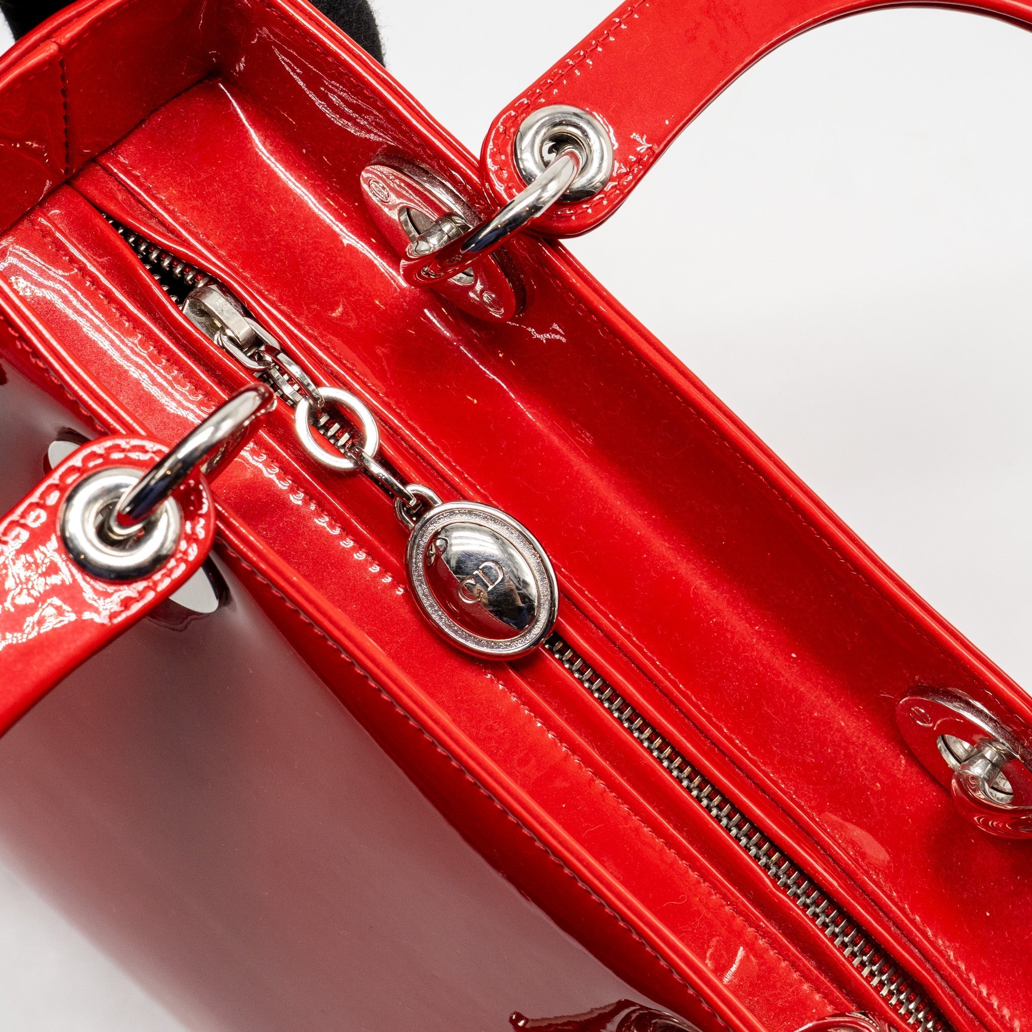 DIOR MEDIUM LADY DIOR PATENT RED SHW
