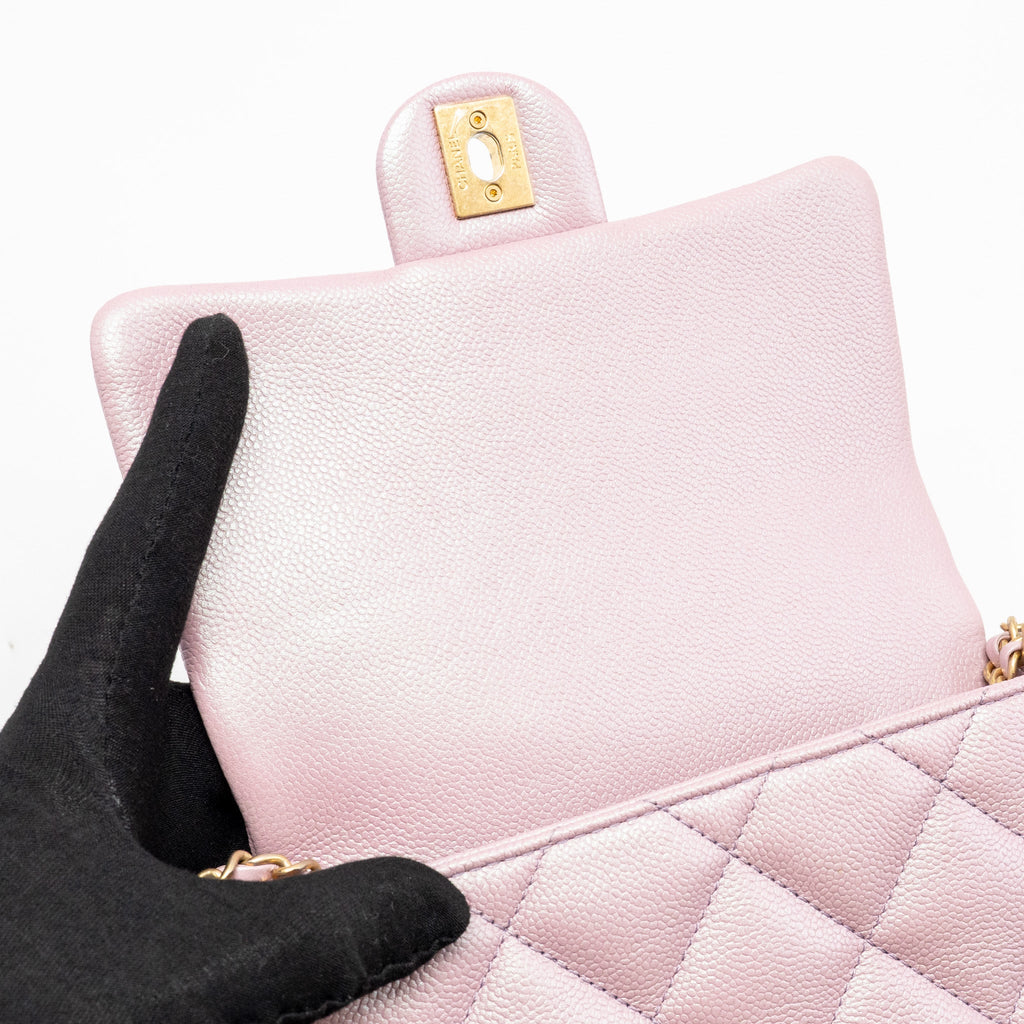 CHANEL 21K MY PERFECT MINI FLAP BAG CAVIAR IRIDESCENT PINK GHW (MICROCHIP)