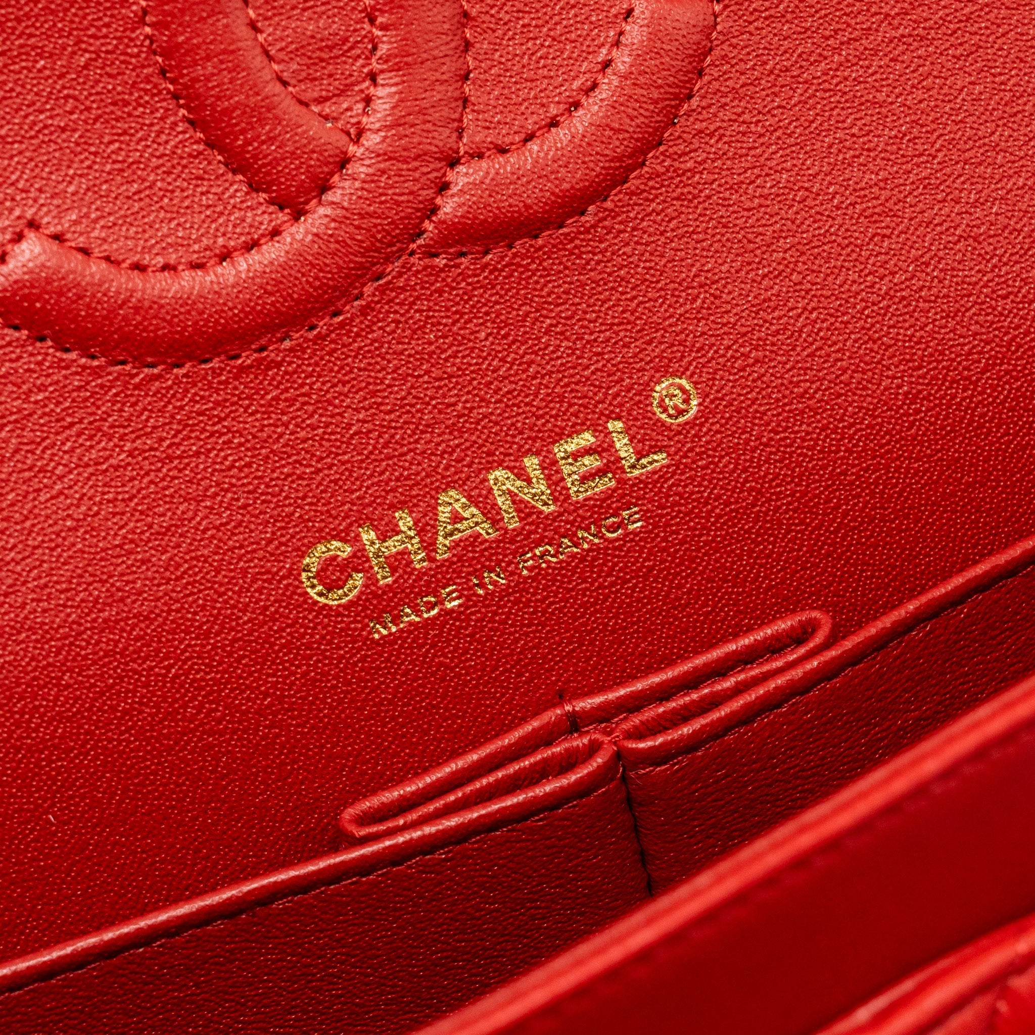CHANEL MEDIUM CLASSIC DOUBLE FLAP BAG LAMBSKIN RED LGHW