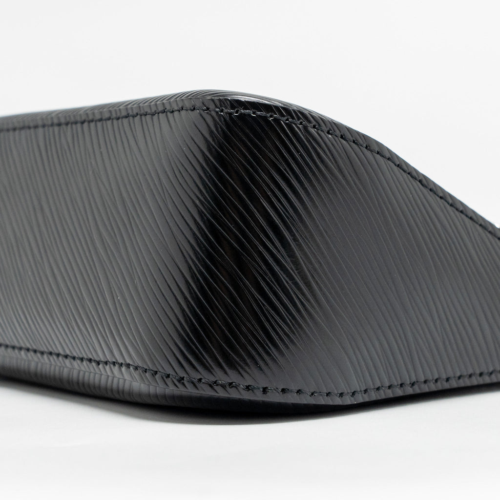LOUIS VUITTON YAYOI KUSAMA MARELLINI EPI LEATHER BLACK SHW