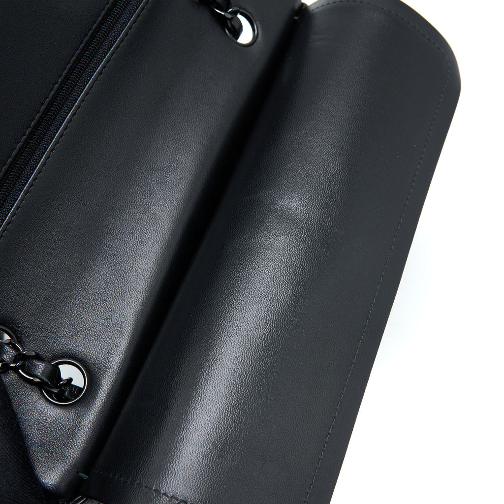CHANEL MEDIUM CLASSIC DOUBLE FLAP BAG LAMBSKIN SO BLACK WITH BLACK HARDWARE (MICROCHIP)