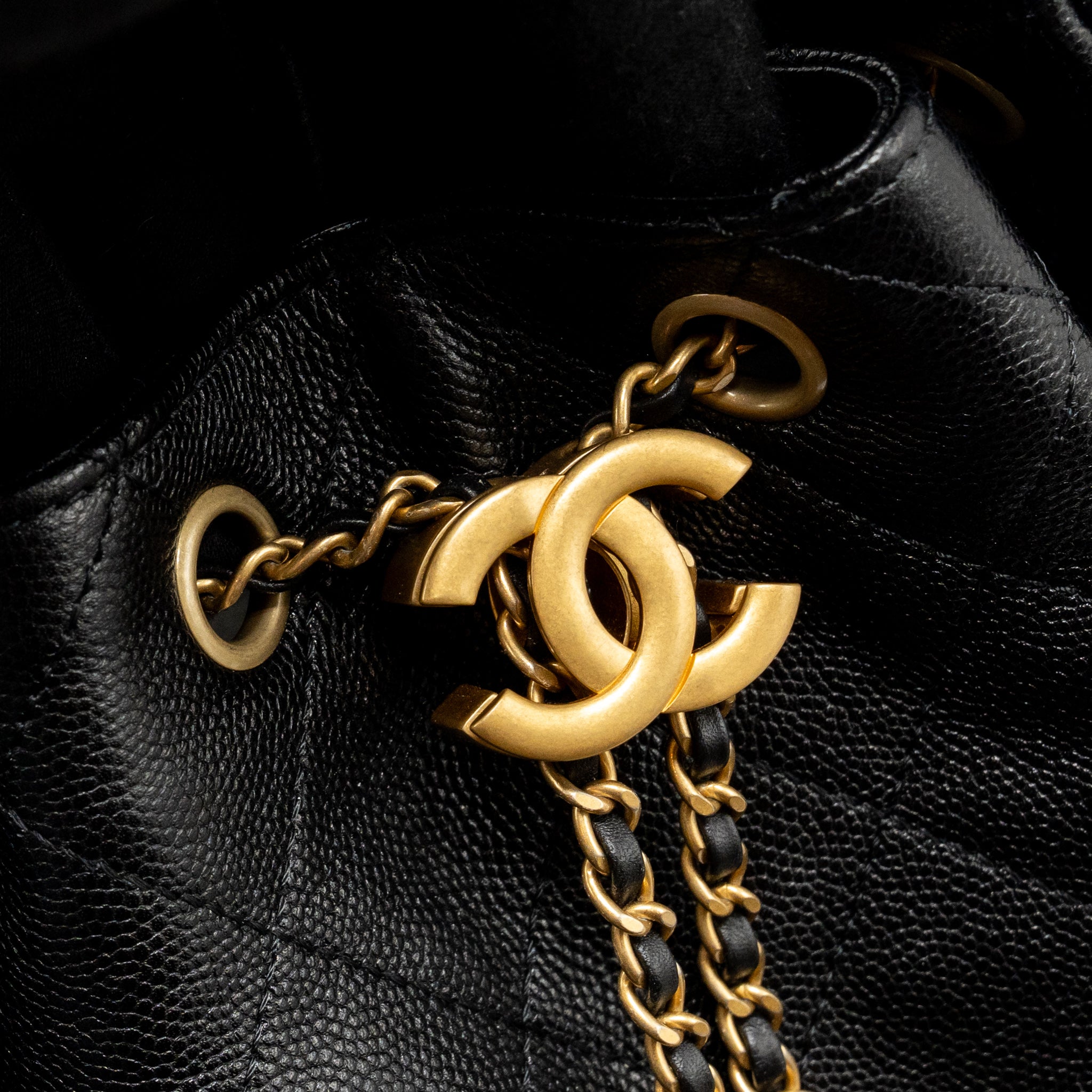 CHANEL SMALL 25 BAG CAVIAR BLACK GHW (MICROCHIP)