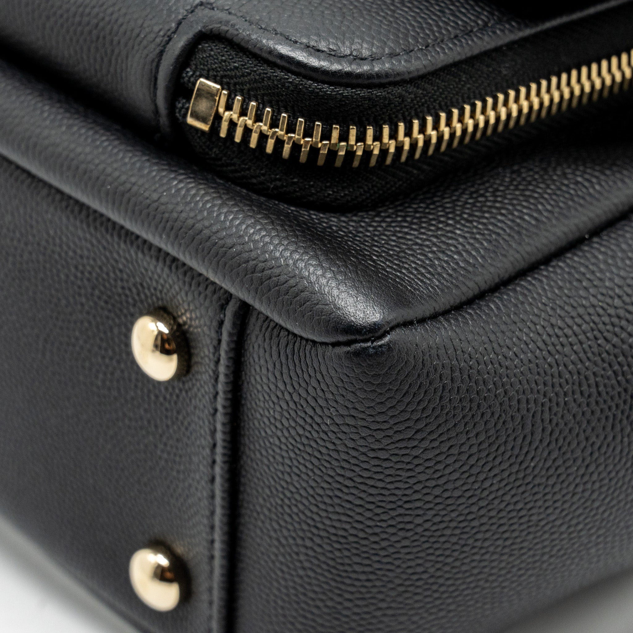 CHANEL MEDIUM BUSINESS AFFINITY CAVIAR BLACK LGHW