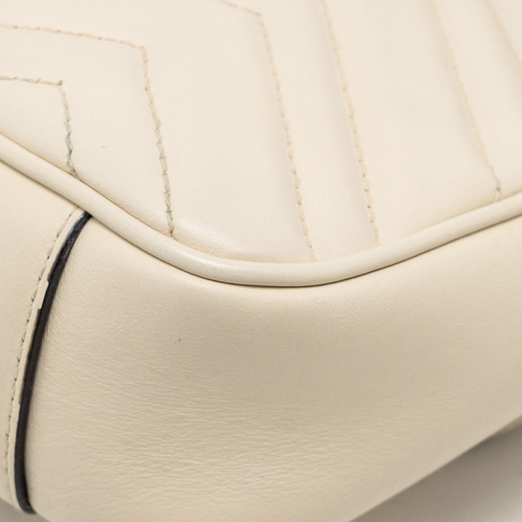 GUCCI MINI GG MARMONT SHOULDER BAG CALFSKIN WHITE GHW