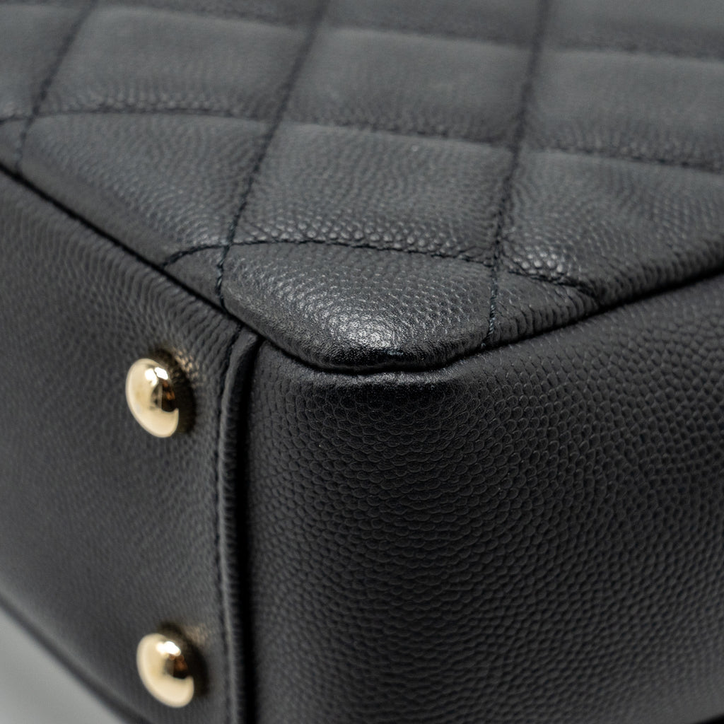 CHANEL MEDIUM BUSINESS AFFINITY CAVIAR BLACK LGHW