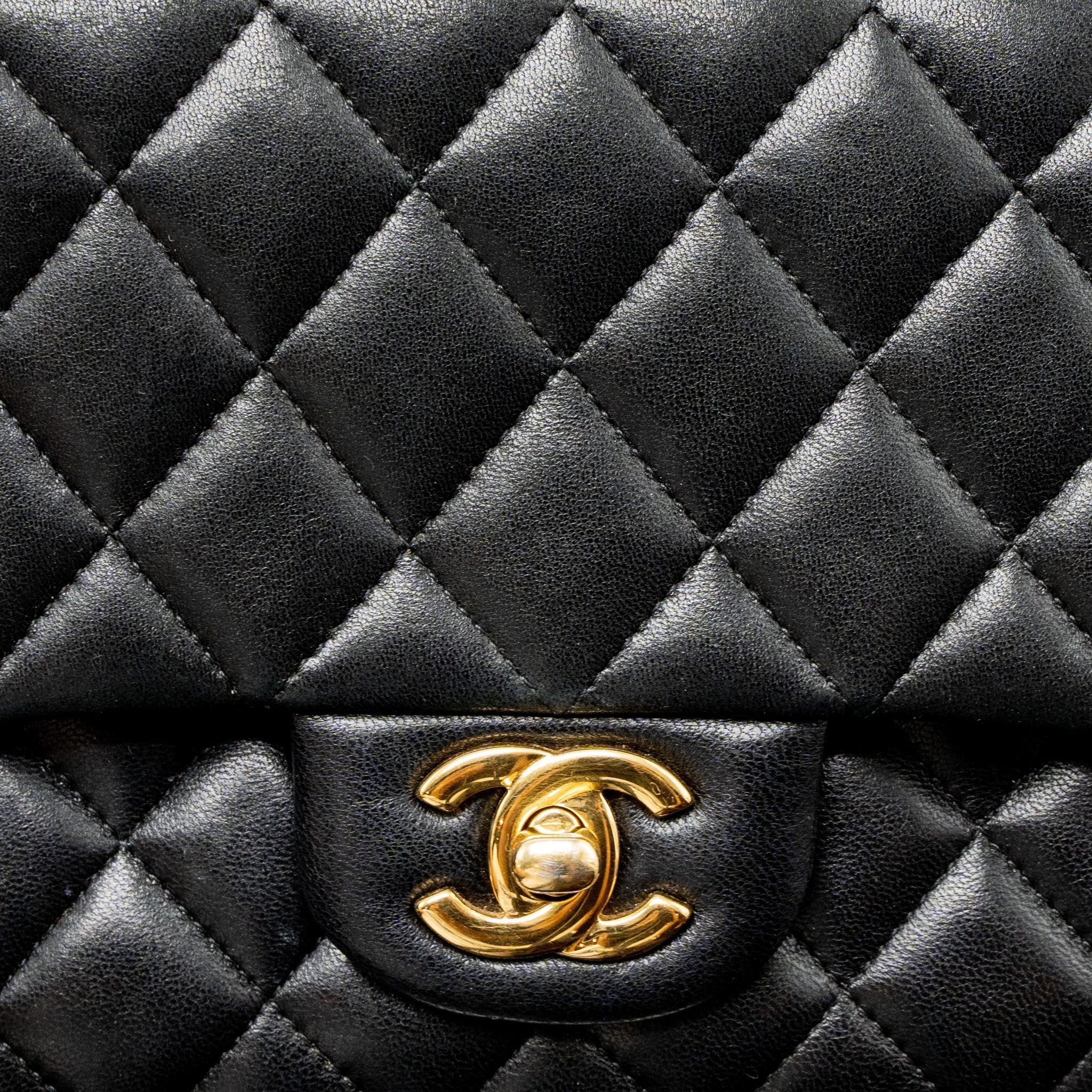 CHANEL MEDIUM CLASSIC FLAP BAG LAMBSKIN BLACK GHW