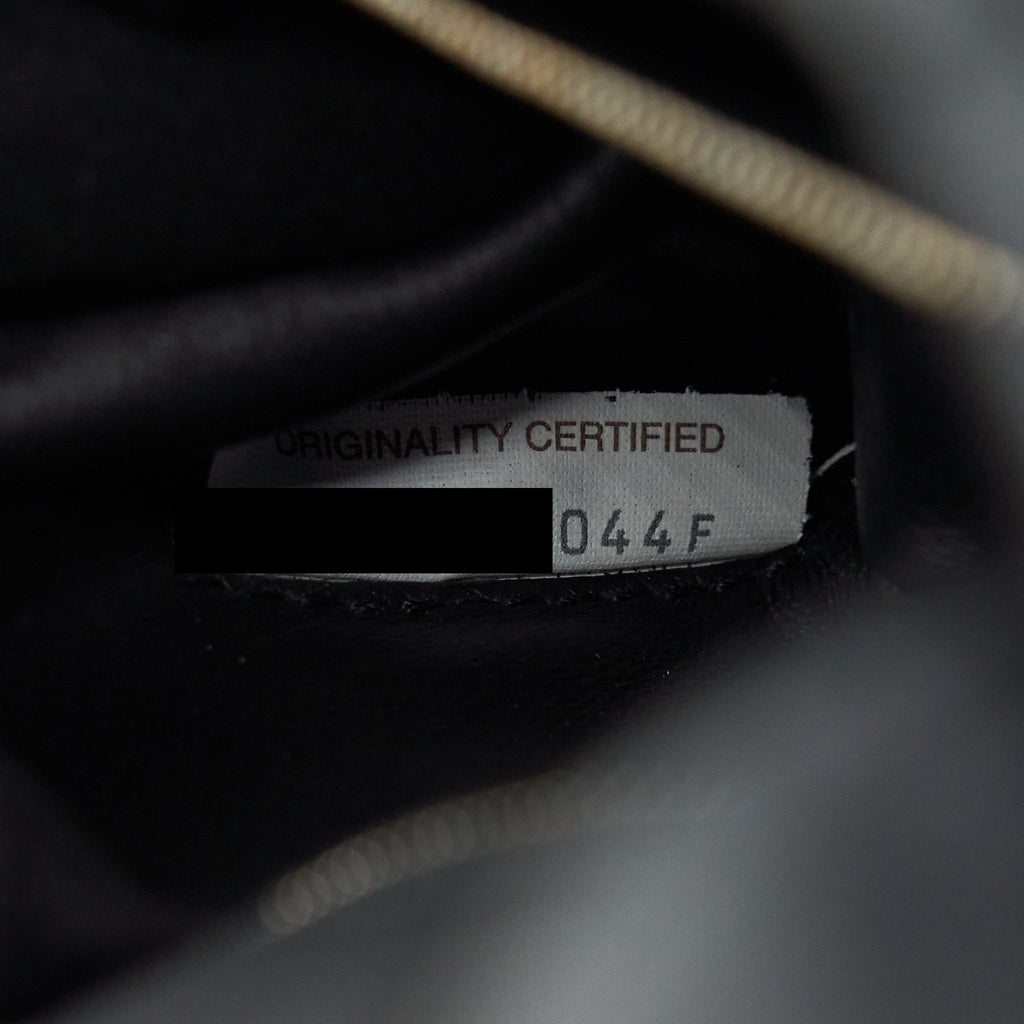 BOTTEGA VENETA PADDED CASSETTE BLACK SHW