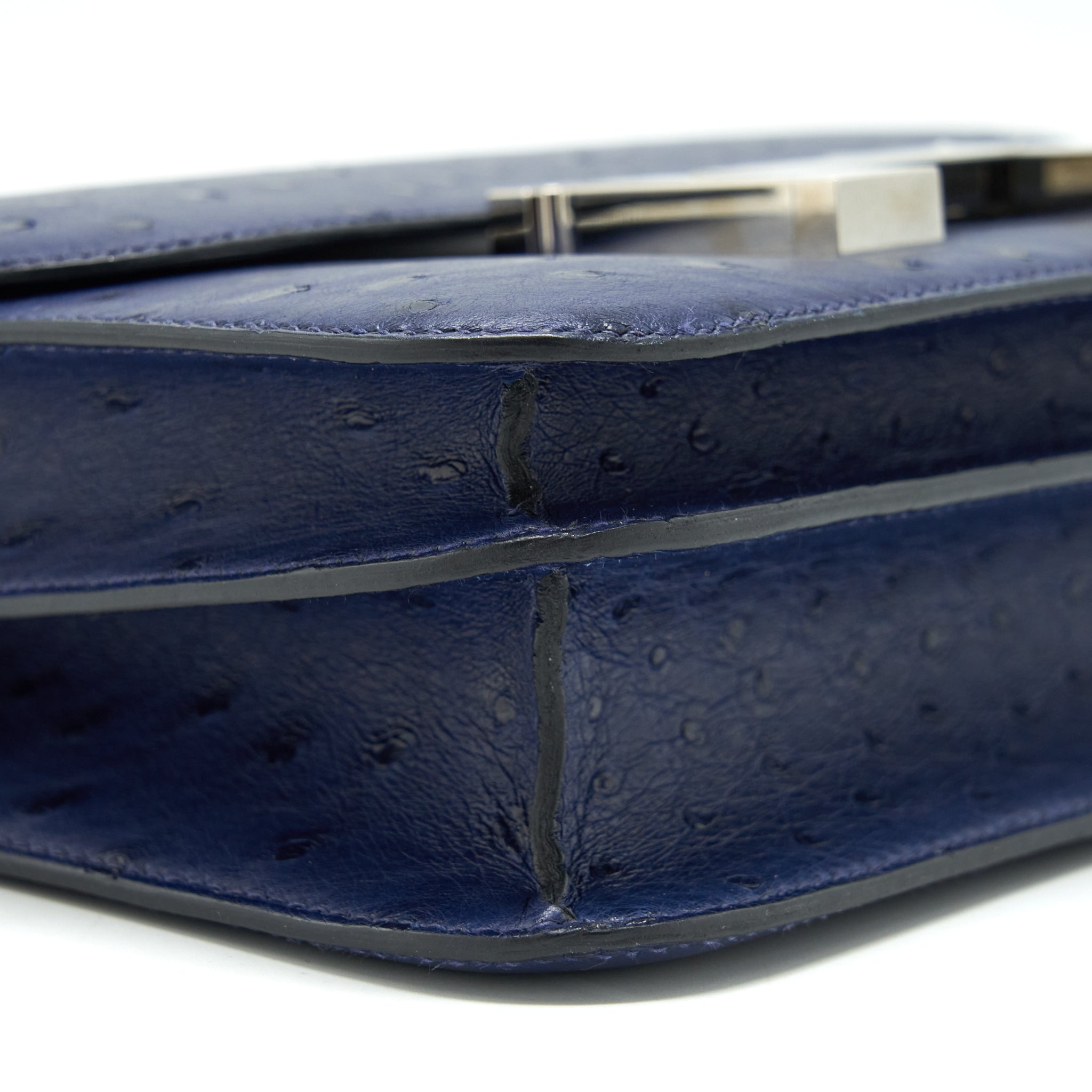 HERMES CONSTANCE 24 OSTRICH BLEU IRIS SHW