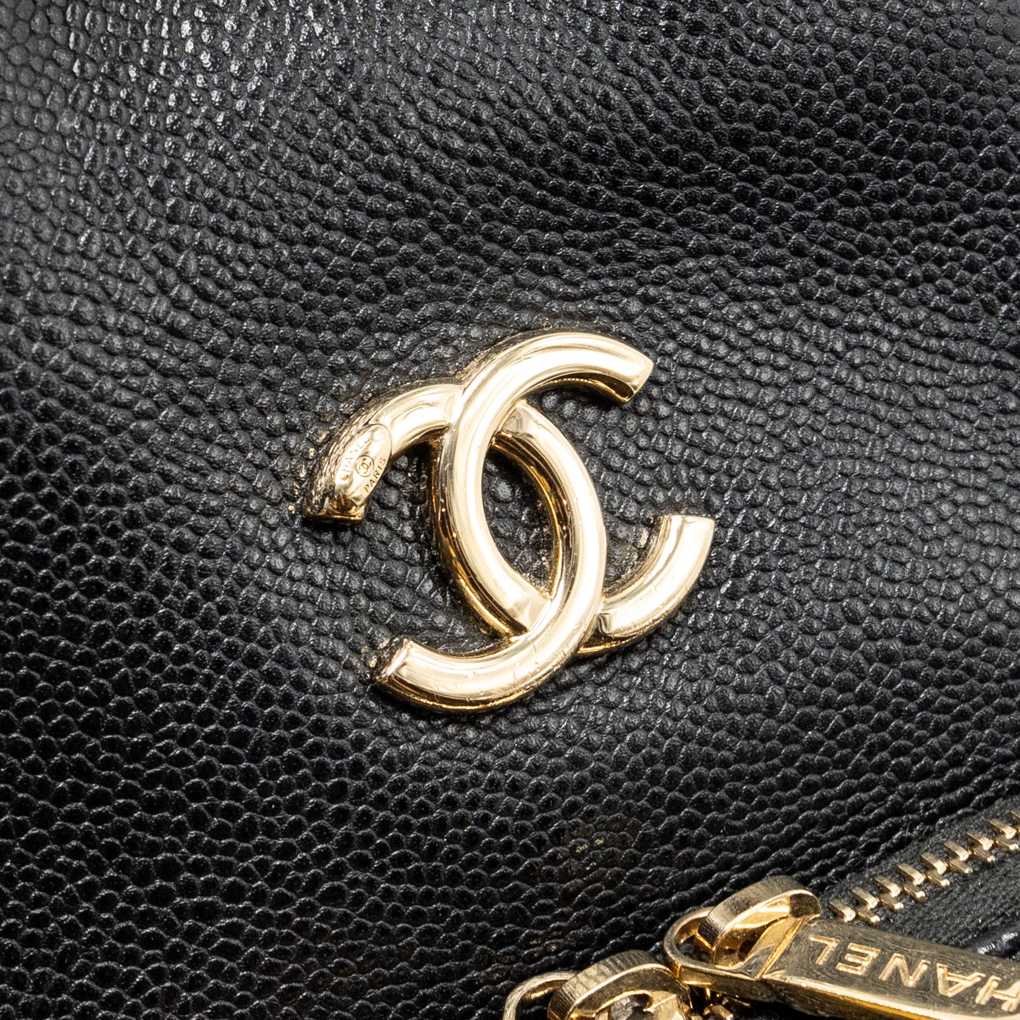 CHANEL BUSINESS AFFINITY DRAWSTRING BUCKET BAG CAVIAR BLACK GHW