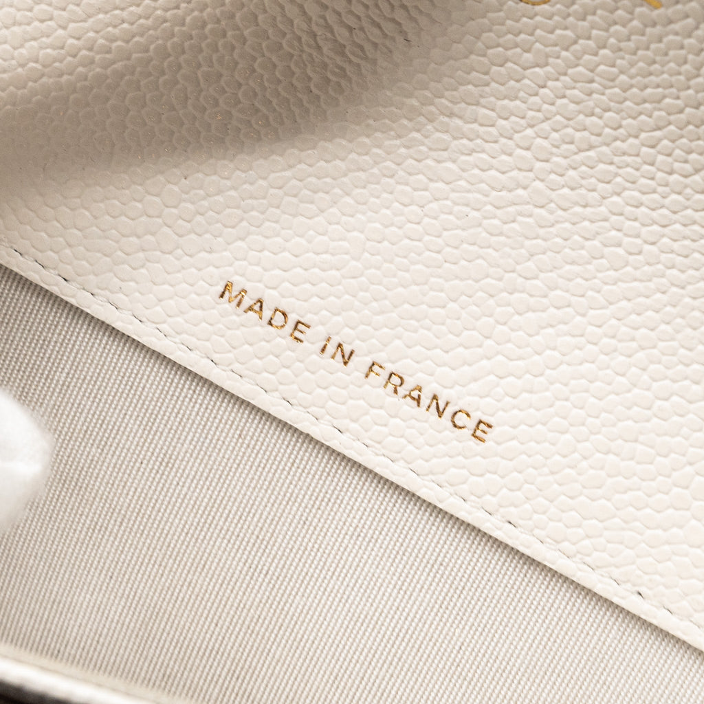 CHANEL BOY FLAP CARD HOLDER CAVIAR WHITE LGHW
