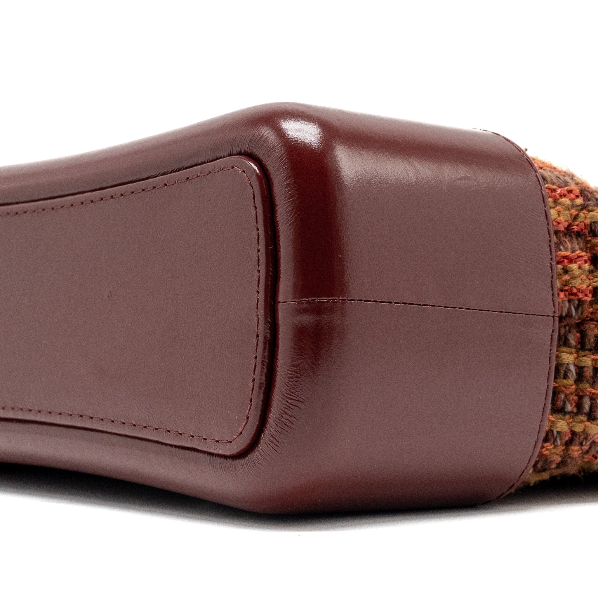 CHANEL GABRIELLE HOBO BAG TWEED/ CALFSKIN RED/MULTICOLOUR MULTICOLOUR HARDWARE