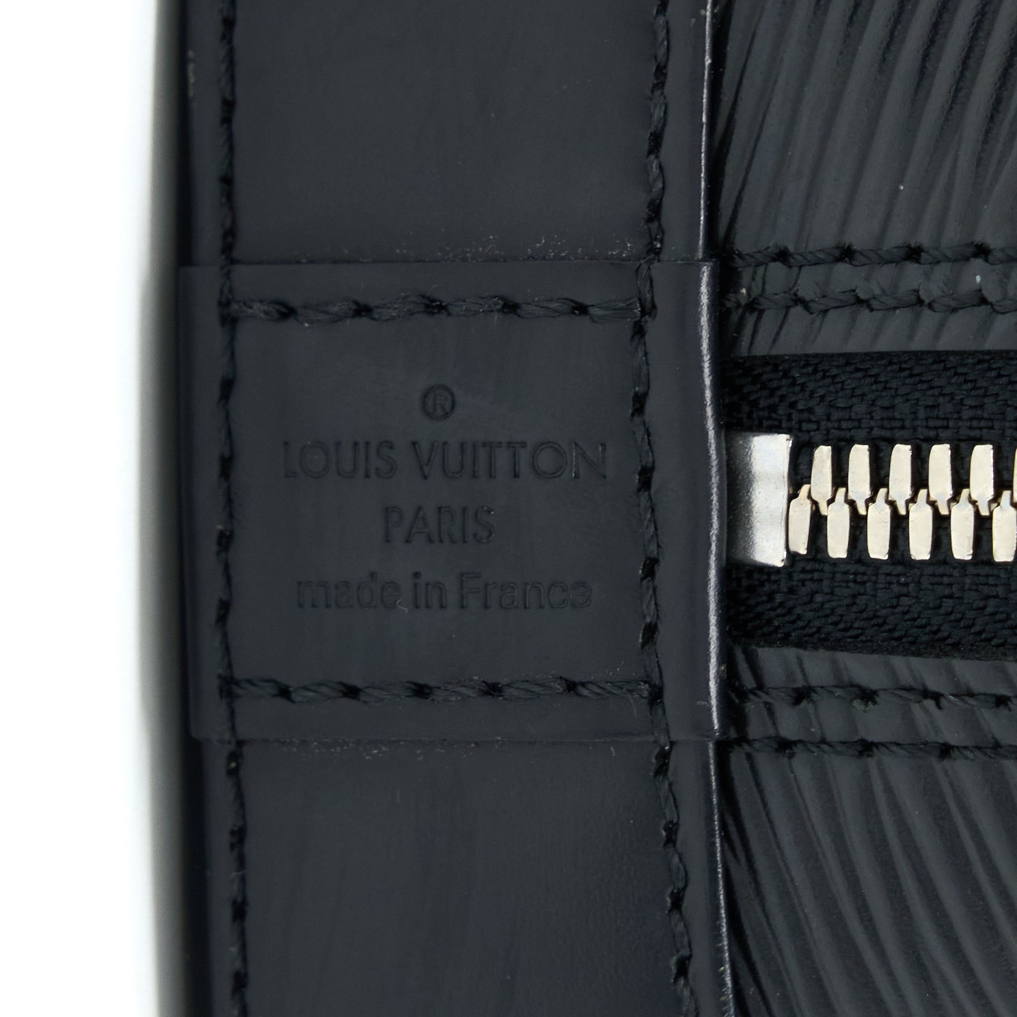 LOUIS VUITTON ALMA BB EPI BLACK SHW