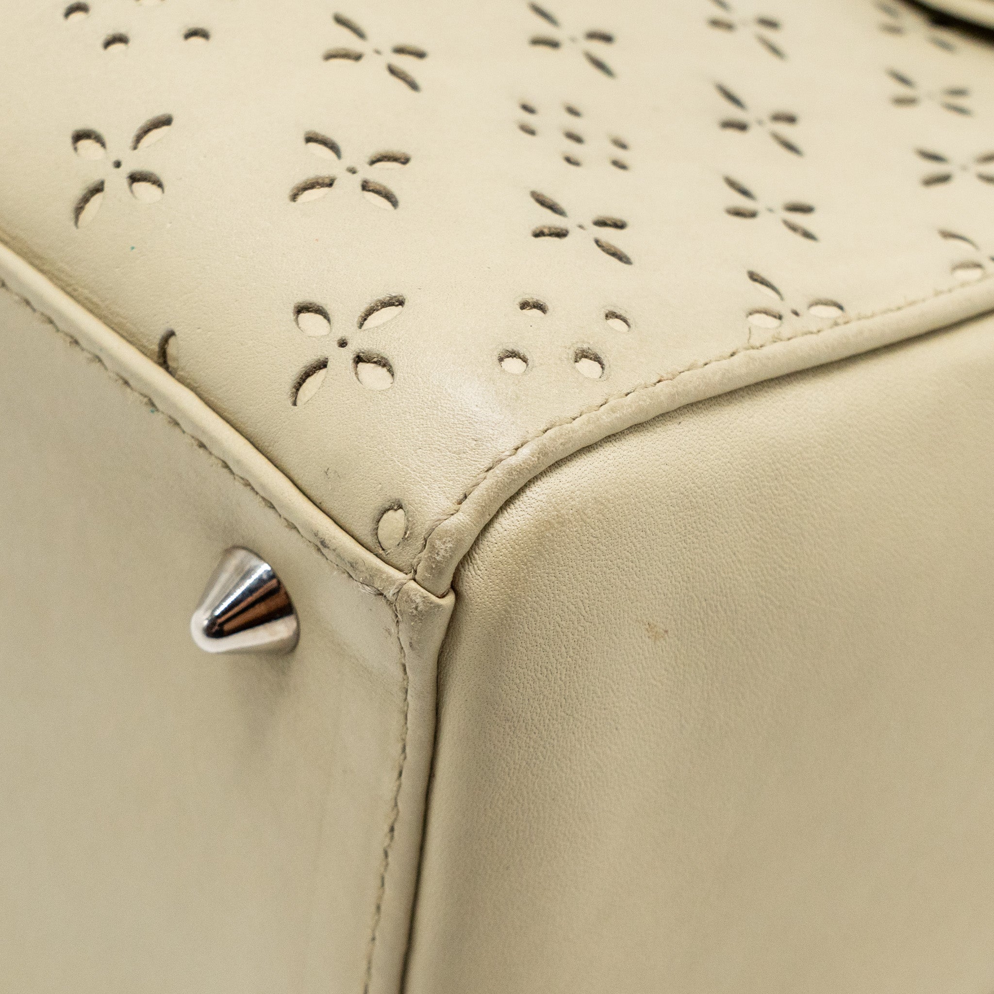 DIOR MEDIUM LADY DIOR LEATHER BEIGE SHW