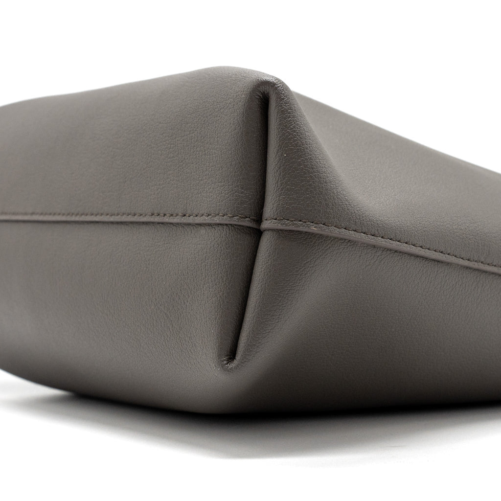 SAINT LAURENT TOY SHOPPING NORTH / SOUTH BAG LEATHER GREY GHW