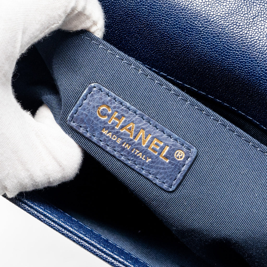 CHANEL MEDIUM BOY BAG CAVIAR NAVY GHW