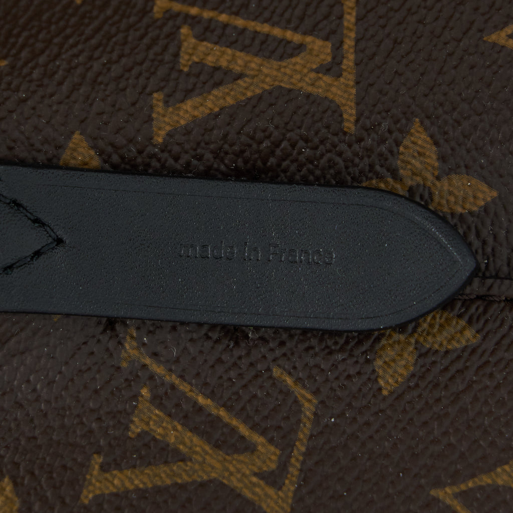LOUIS VUITTON NEONOE MONOGRAM CANVAS/BLACK GHW