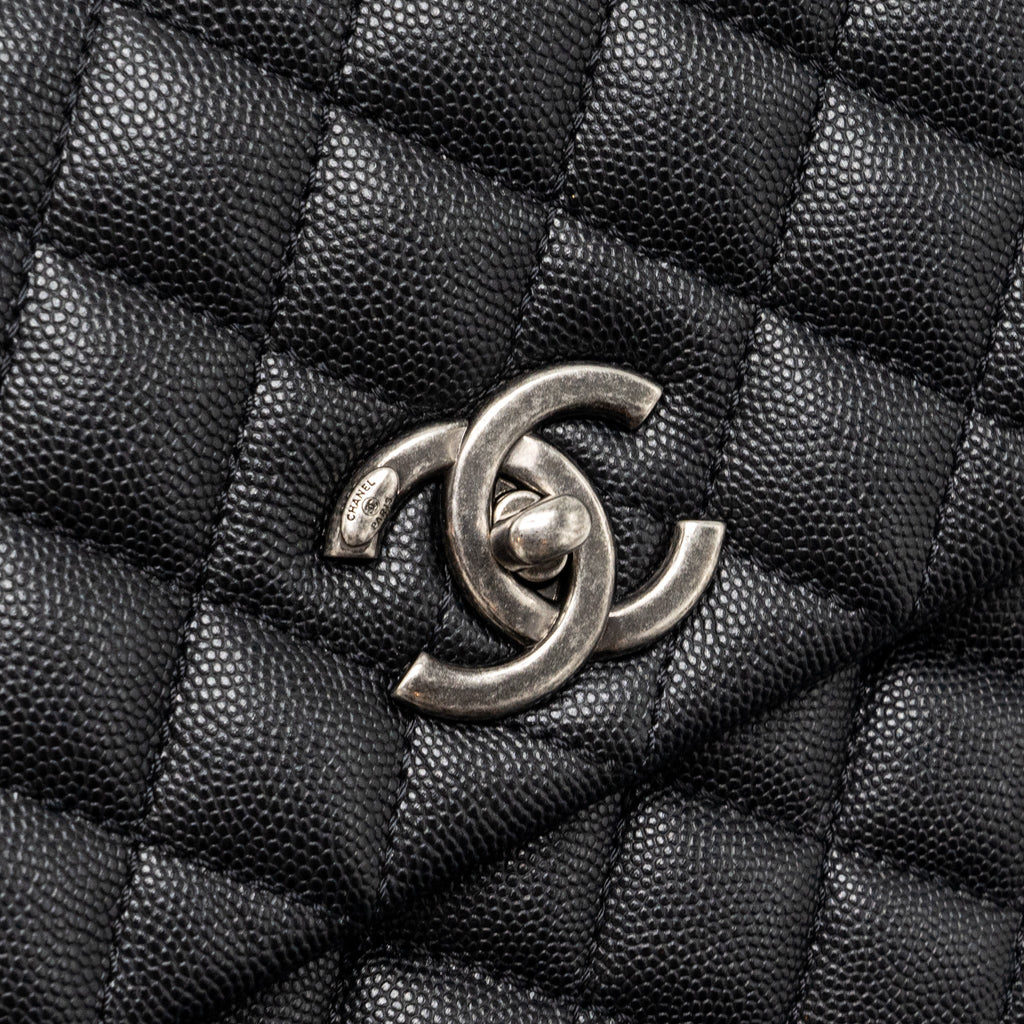 CHANEL MEDIUM COCO HANDLE CAVIAR / LIZARD HANDLE BLACK RUTHENIUM HARDWARE