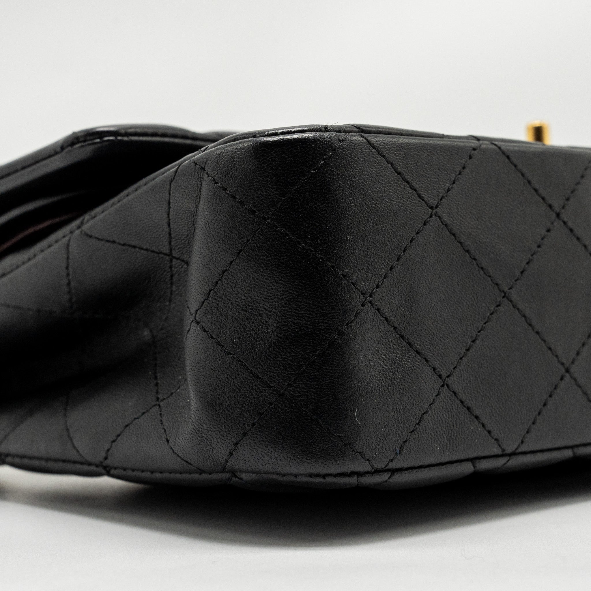 CHANEL MEDIUM CLASSIC DOUBLE  FLAP BAG LAMBSKIN BLACK GHW