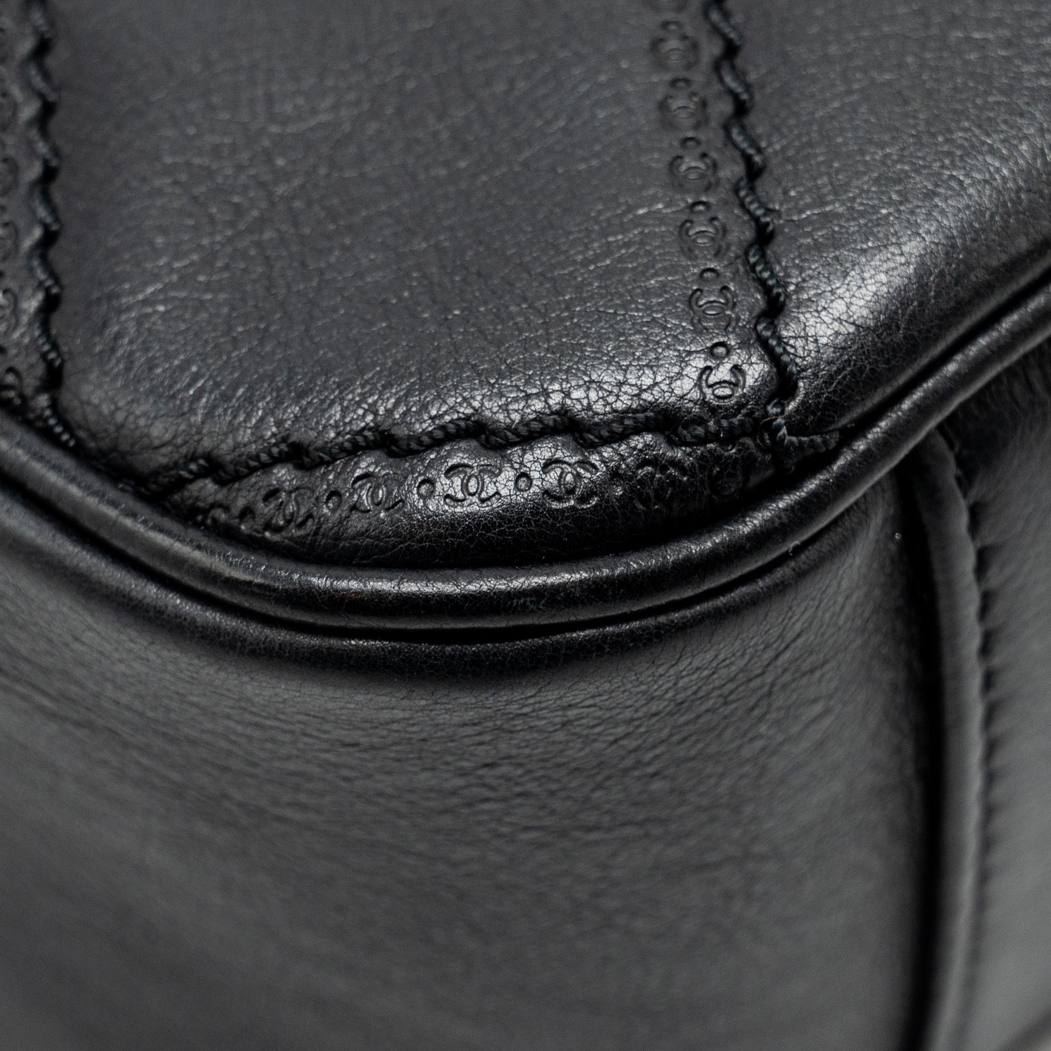 CHANEL PARIS-EDINBURGH COCO SPORRAN FLAP BAG CALFSKIN BLACK RUTHENIUM HARDWARE