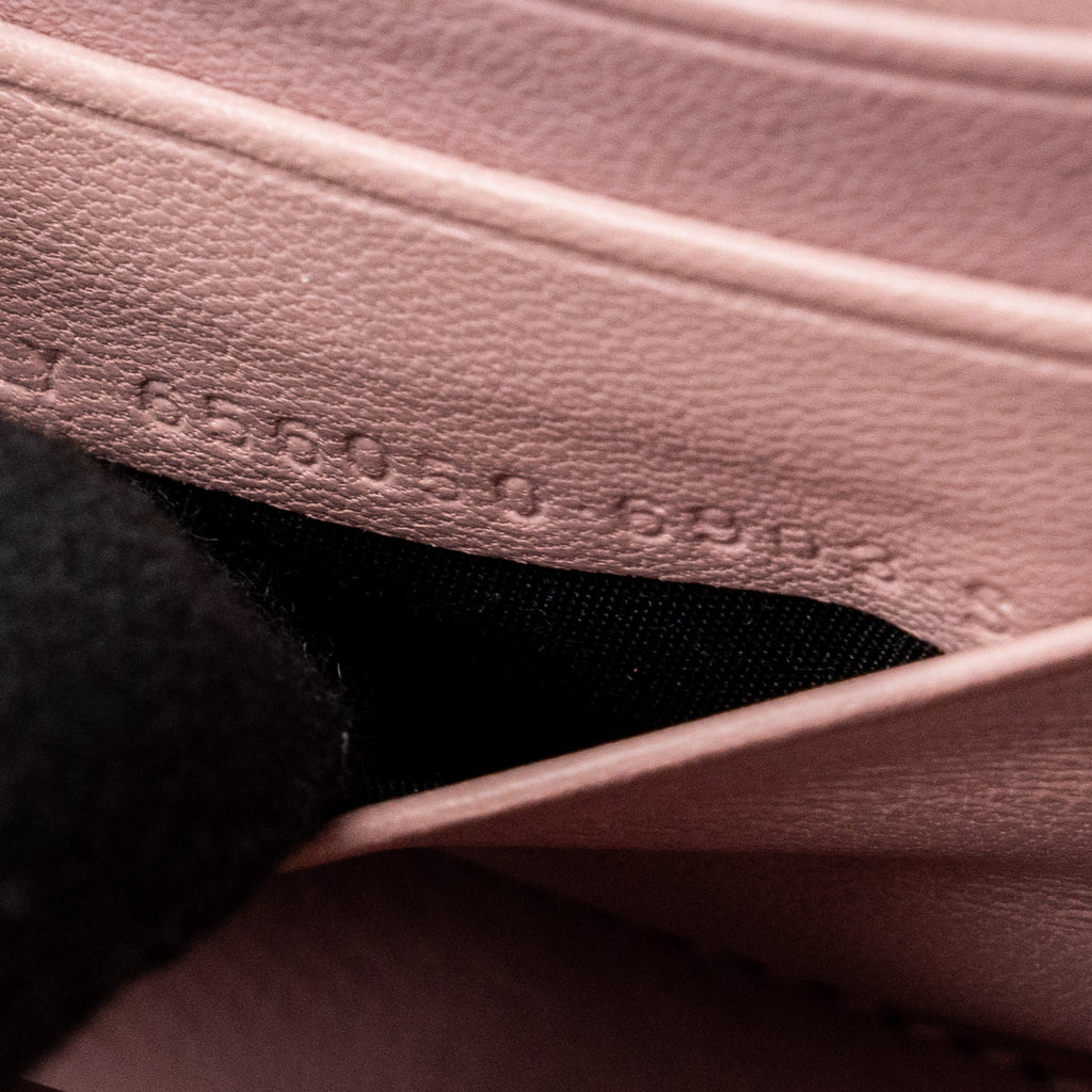 BALENCIAGA HOURGLASS WALLET ON CHAIN CROC-EMBOSSED CALFSKIN PINK SHW