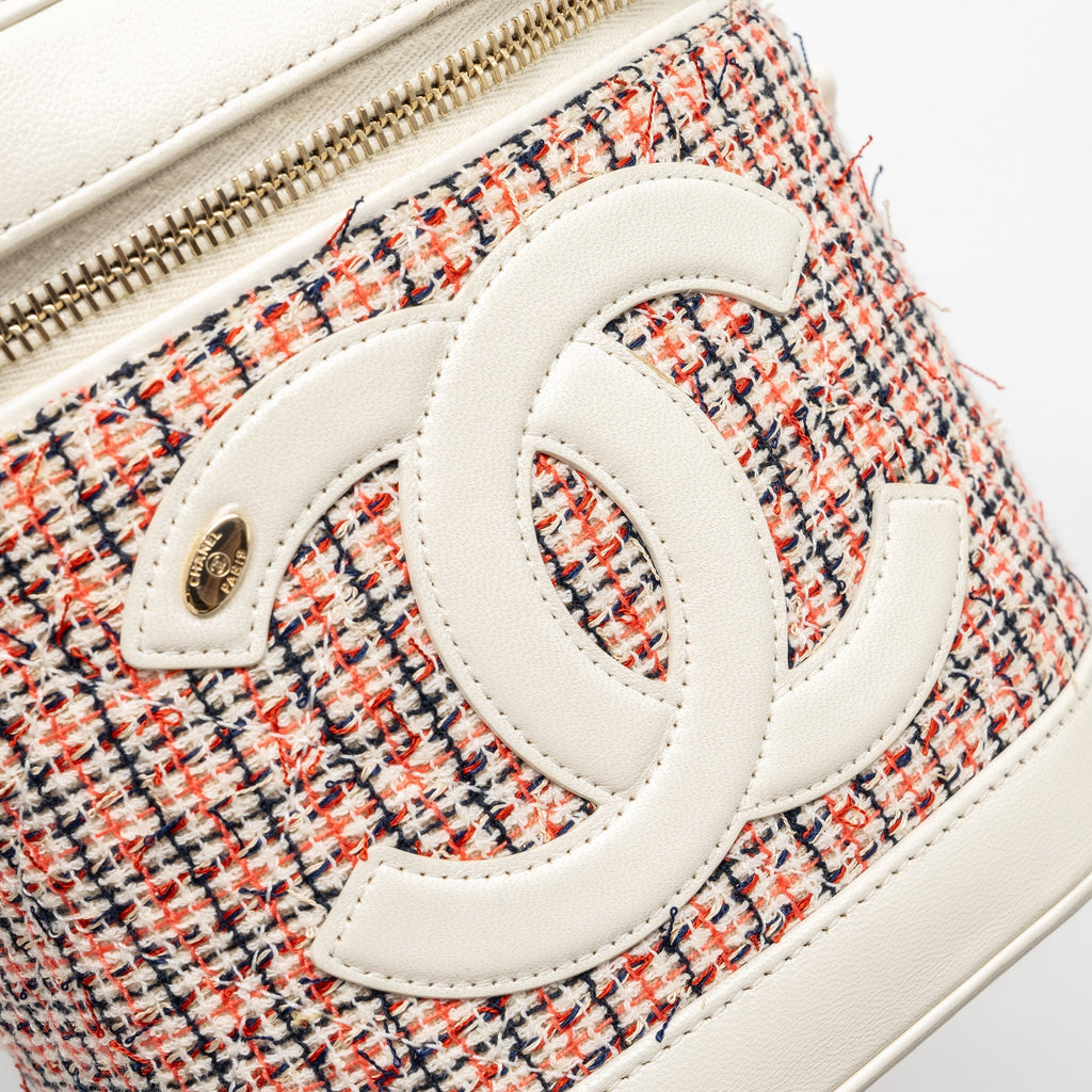 CHANEL TOP HANDLE VANITY CASE WITH CHAIN TWEED MULTICOLOUR WHITE LGHW