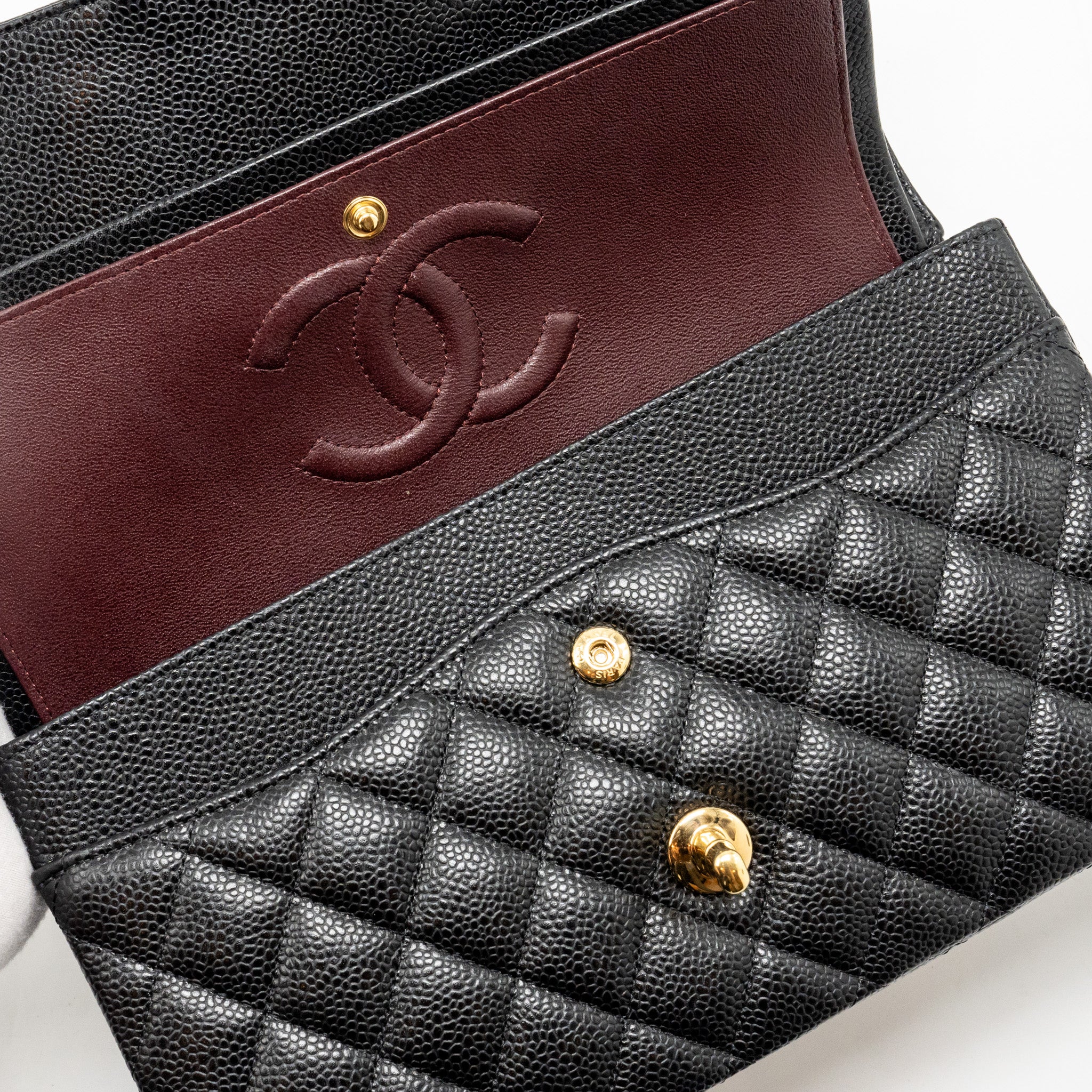 CHANEL MEDIUM CLASSIC DOUBLE  FLAP BAG CAVIAR  BLACK GHW
