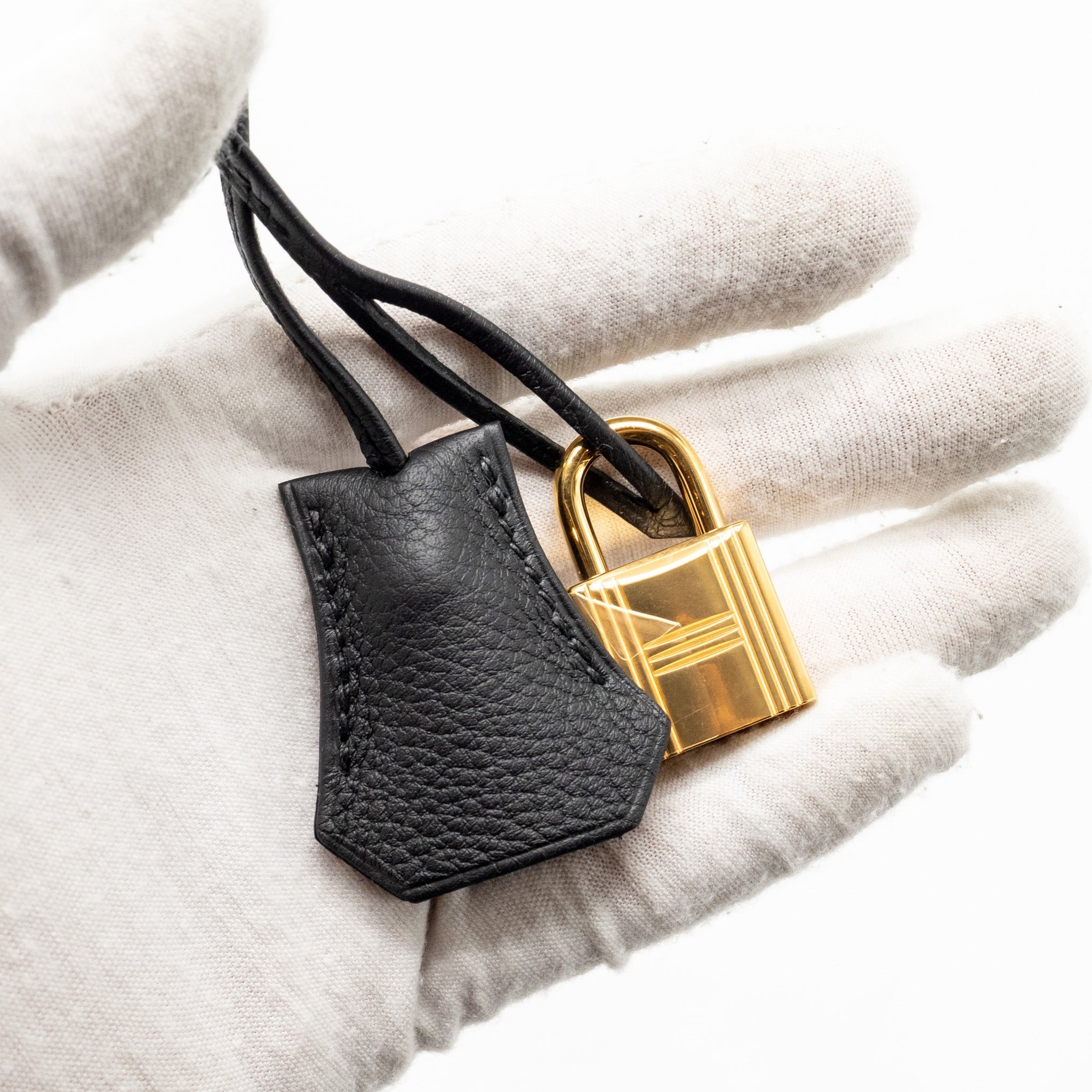 HERMES KELLY 25 TOGO BLACK GHW