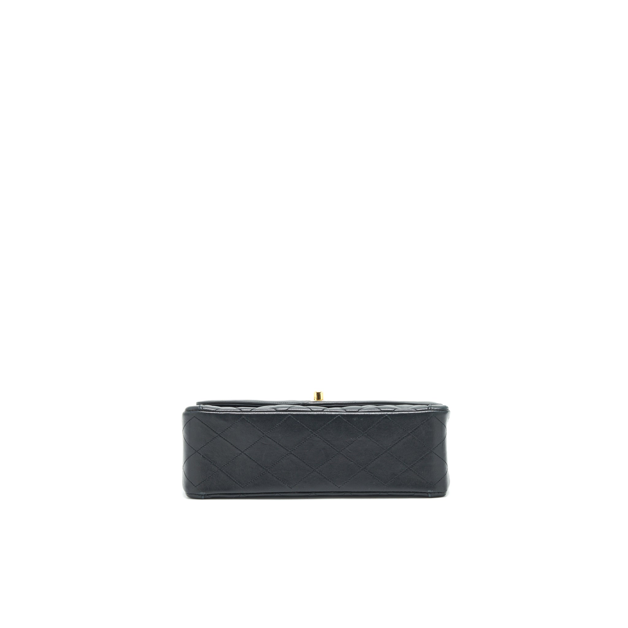 CHANEL VINTAGE CC FLAP BAG IN GHW