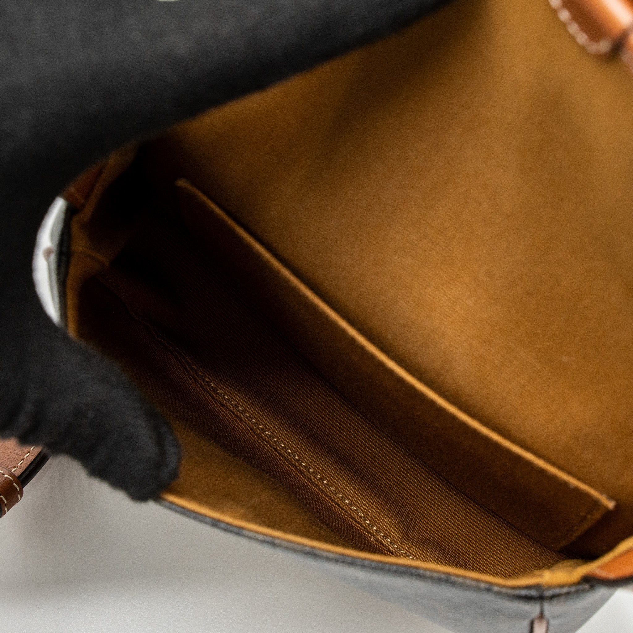 CELINE MINI BESACE IN TRIOMPHE CANVAS/CALFSKIN TAN GHW
