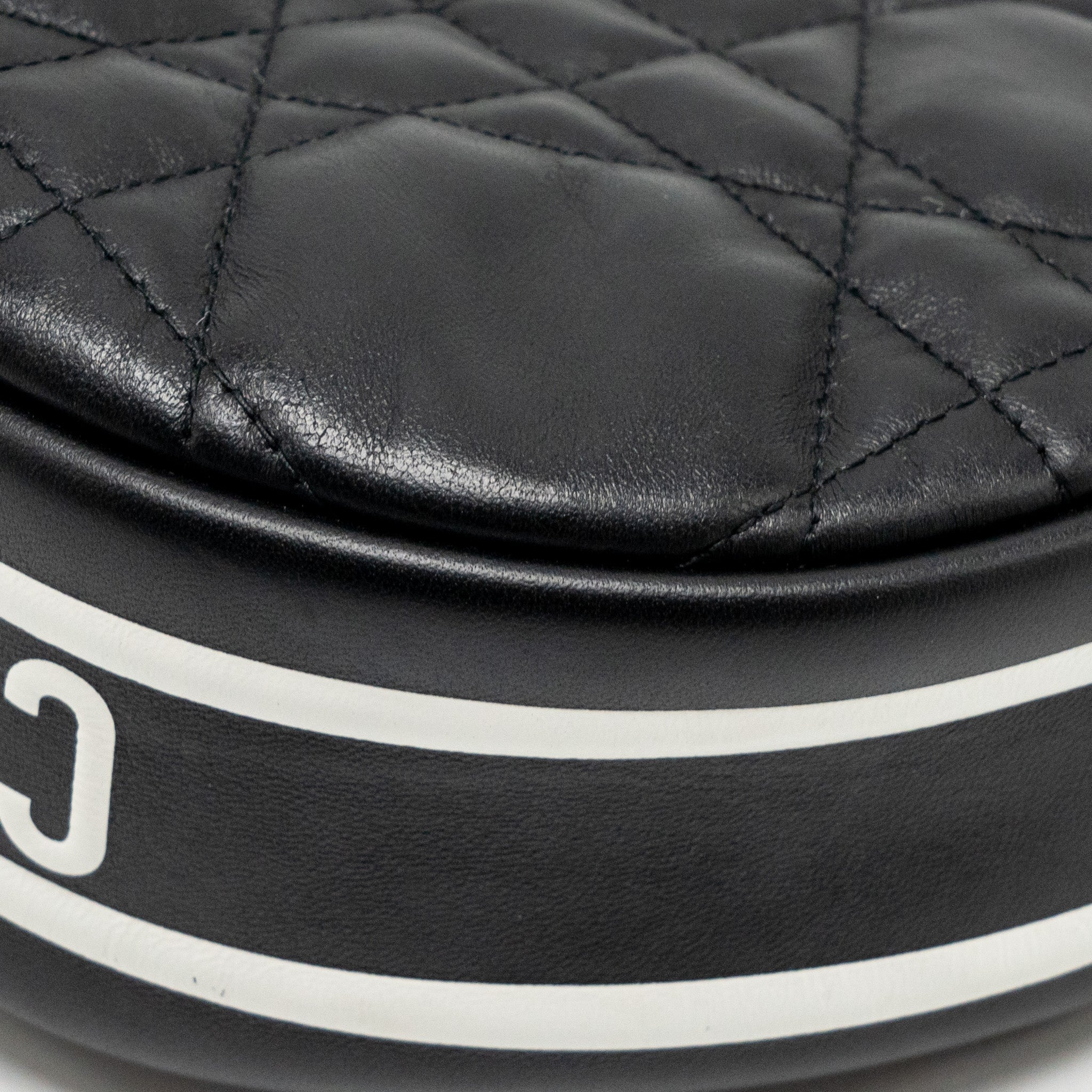 DIOR SMALL VIBE HOBO BAG CANNAGE LAMBSKIN BLACK/WHITE LGHW