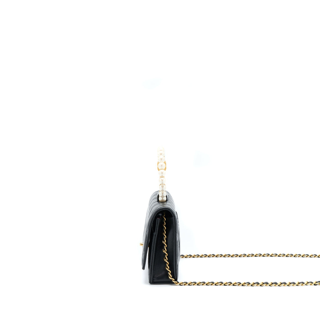 CHANEL 21S WALLET ON CHAIN WITH PEARL/CC LOGO ROUND HANDLE LAMBSKIN BLACK BRUSHED GHW