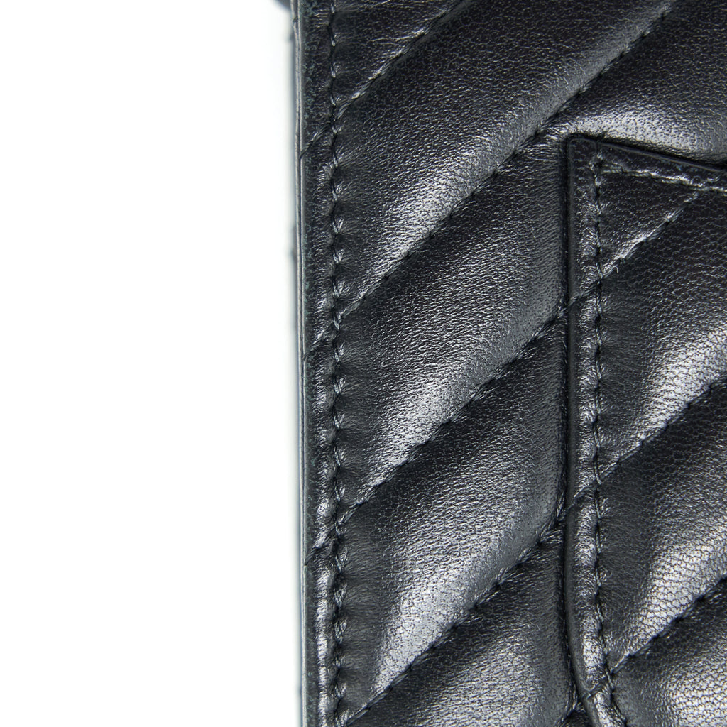 CHANEL CHEVRON WALLET ON CHAIN LAMBSKIN BLACK WITH GHW