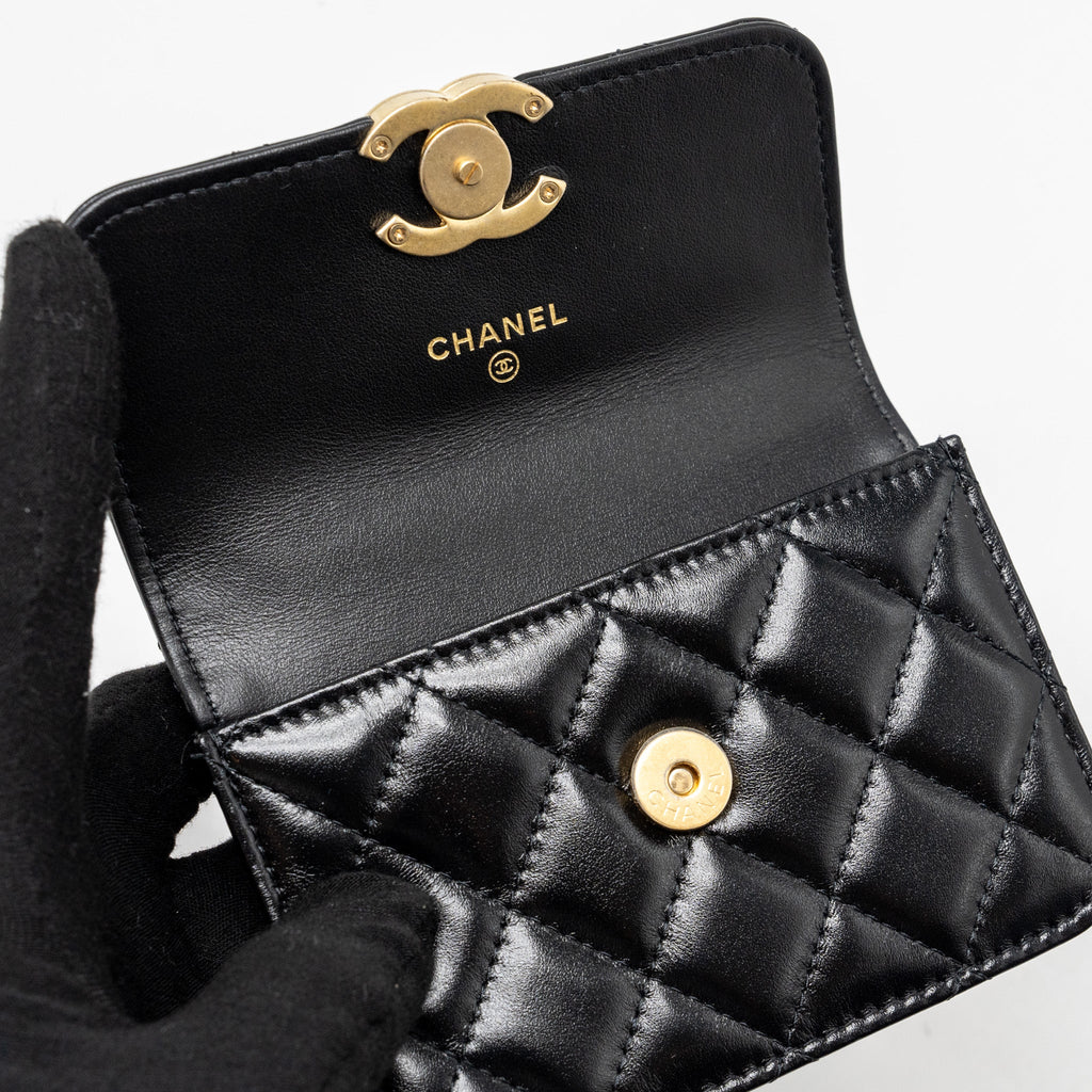 CHANEL 21A GOLD CRUSH COIN PURSE WITH CHAIN CALFSKIN BLACK GHW
