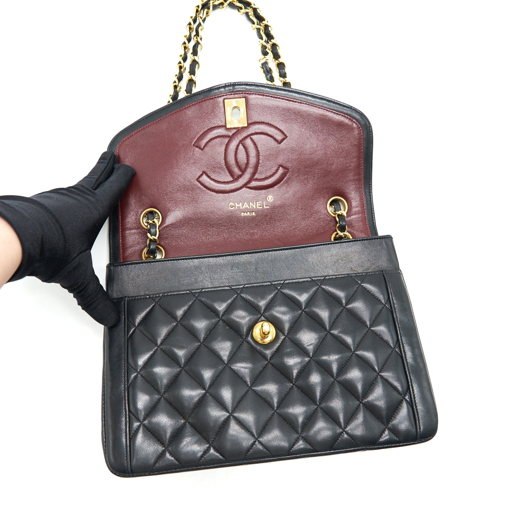CHANEL VINTAGE CC FLAP BAG IN GHW