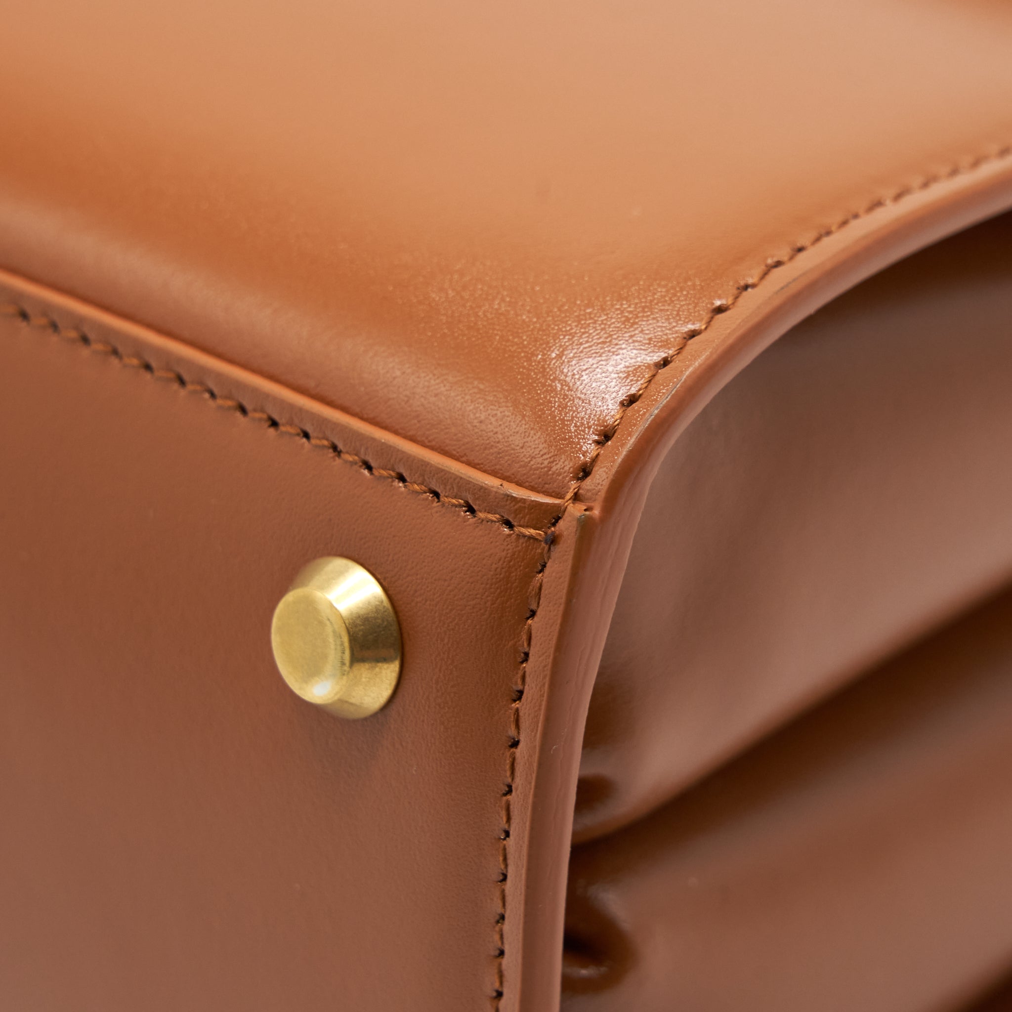 BALENCIAGA GHOST MEDIUM SHOULDER BAG CALFSKIN CARAMEL GHW