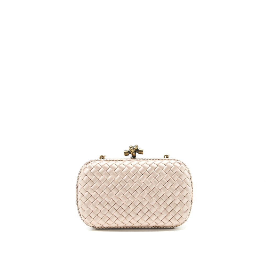 BOTTEGA VENETA STRETCH KNOT CLUTCH BEIGE/ LIGHT BROWN
