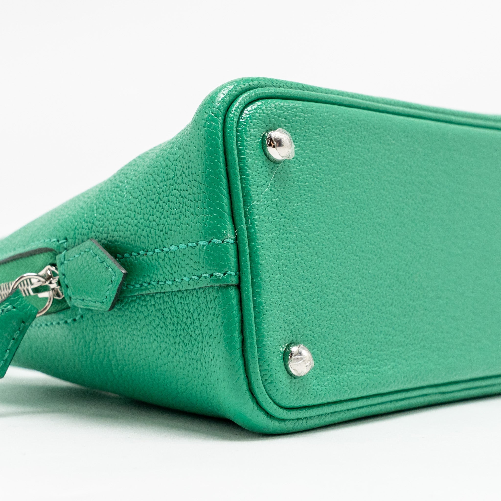 HERMES MINI BOLIDE CHÈVRE MYSORE 6W MENTHE SHW