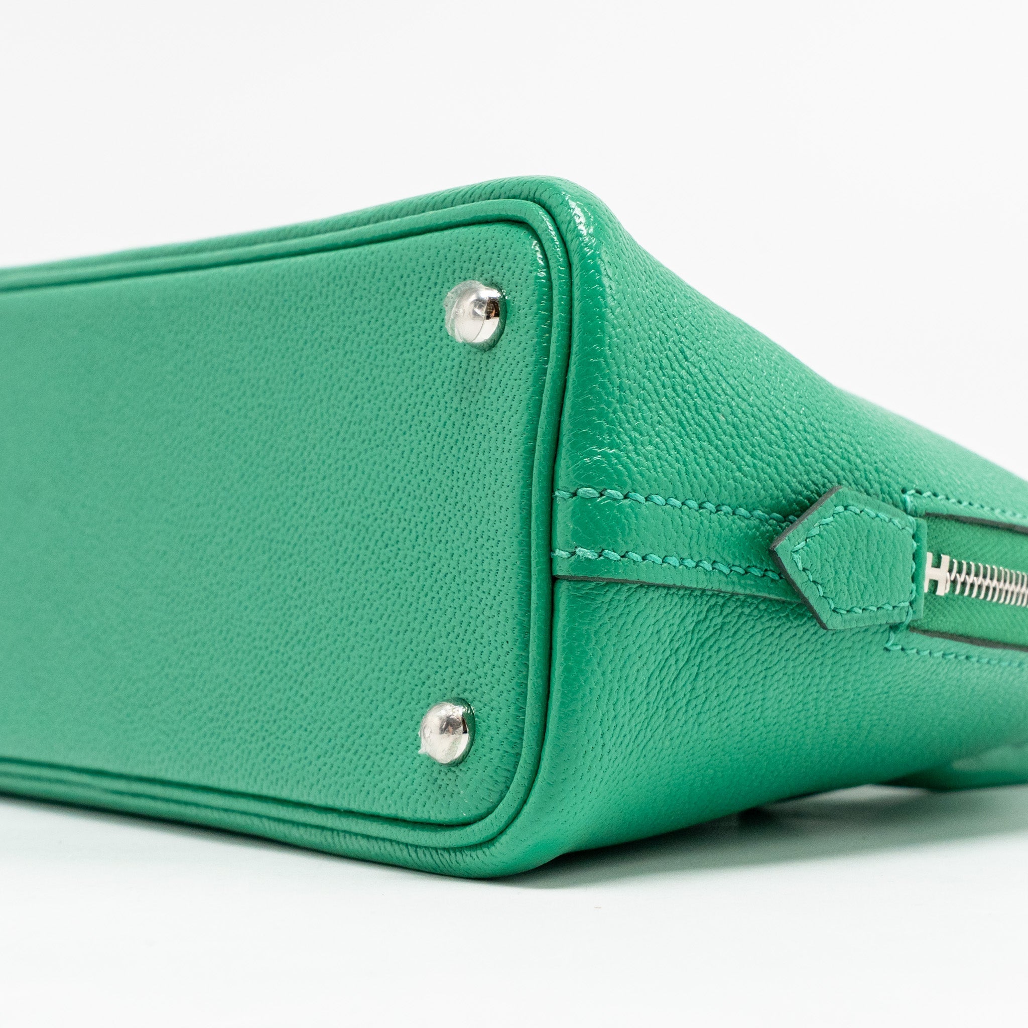HERMES MINI BOLIDE CHÈVRE MYSORE 6W MENTHE SHW