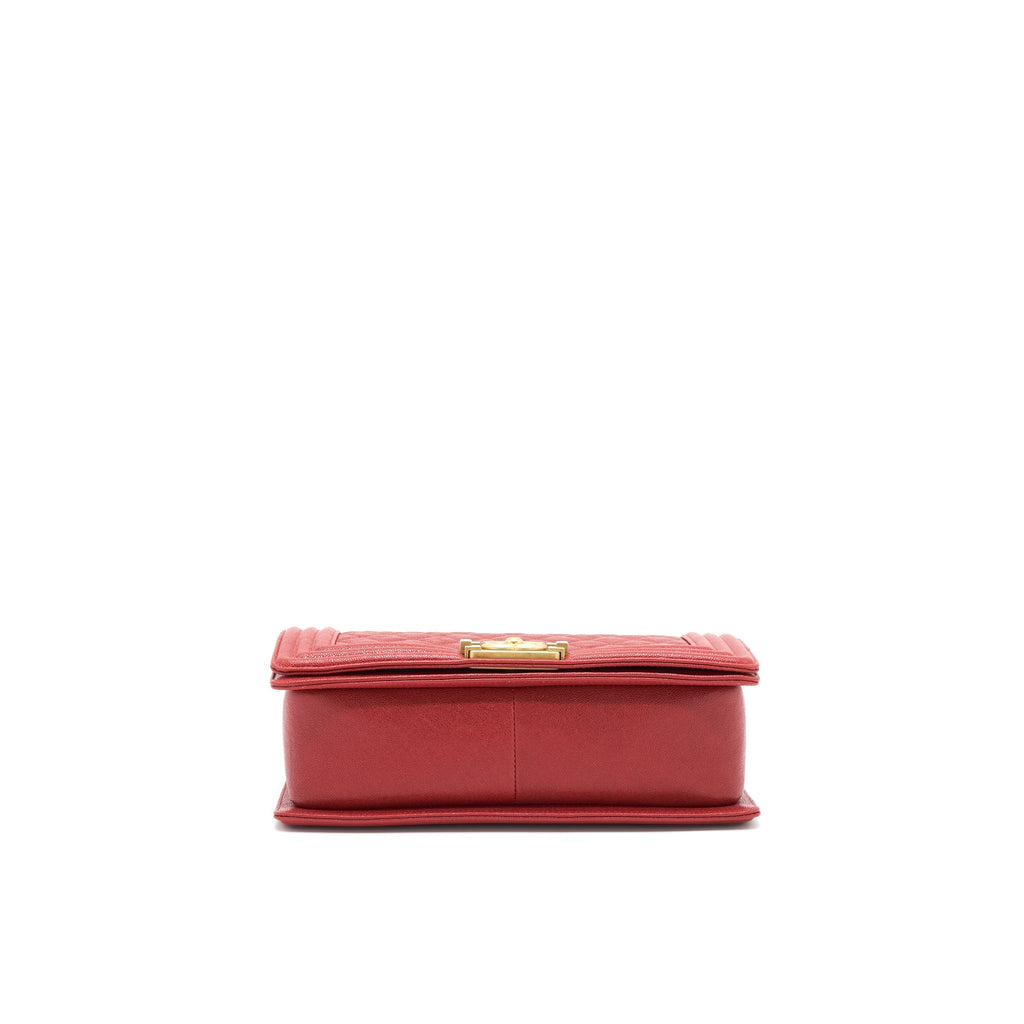 CHANEL MEDIUM BOY GRAINED RED CALFSKIN BRUSHED GHW