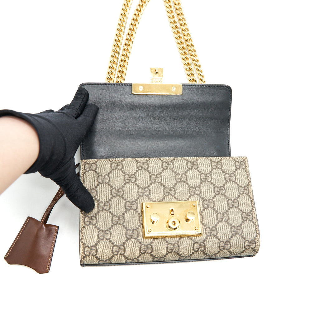 GUCCI PADLOCK SMALL GG SHOULDER BAG