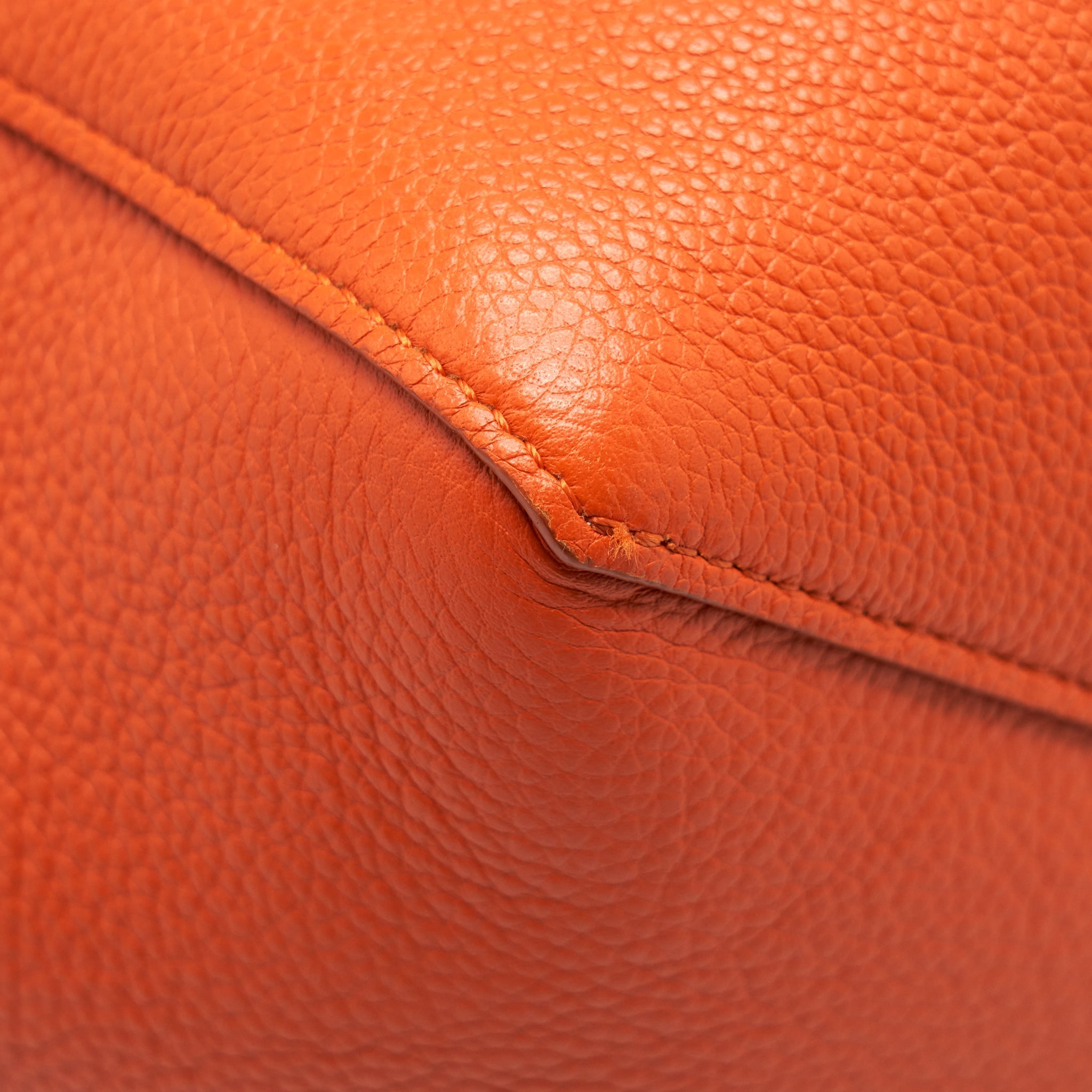 CELINE CABAS PHANTOM IN SOFT GRAINED CALFSKIN ORANGE