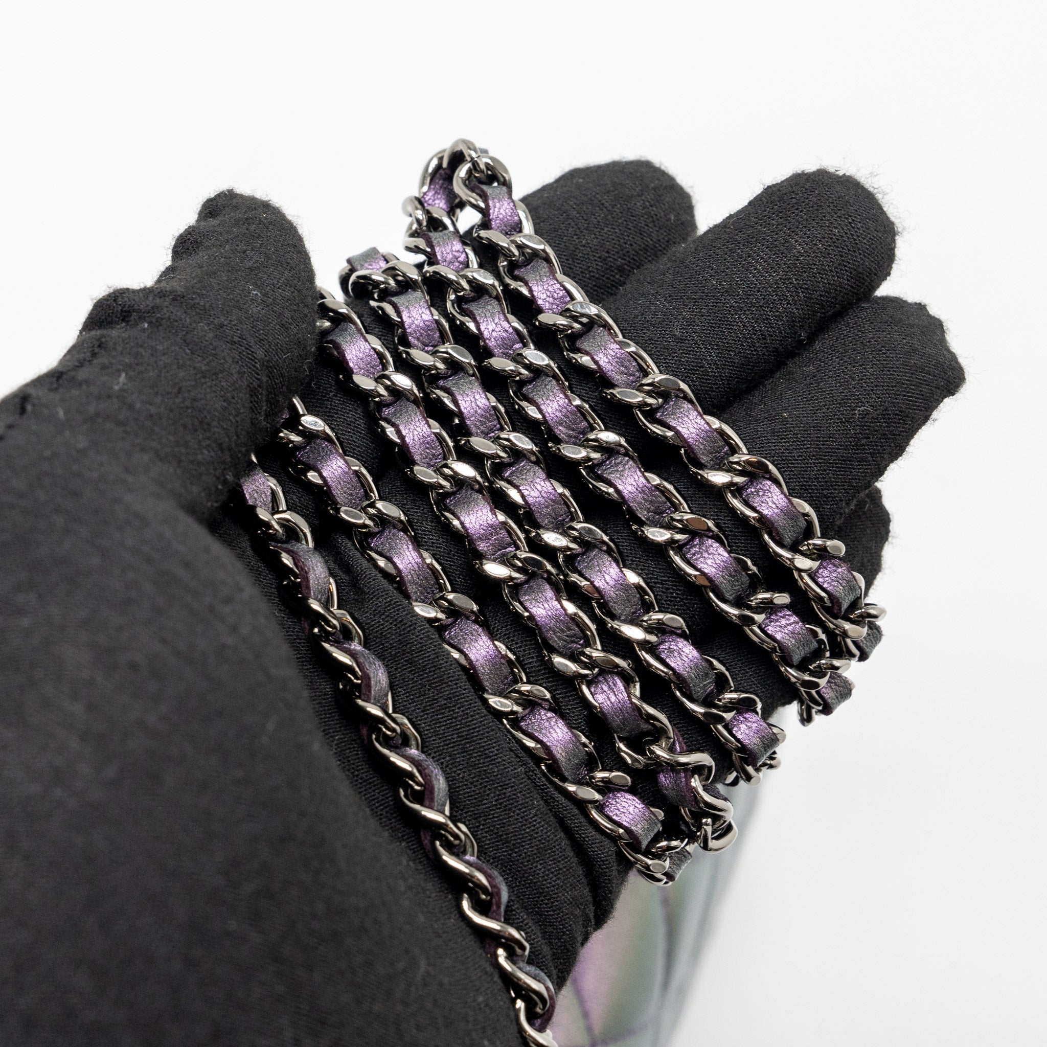 CHANEL CLASSIC WALLET ON CHAIN LAMBSKIN IRIDESCENT PURPLE RUTHENIUM HARDWARE