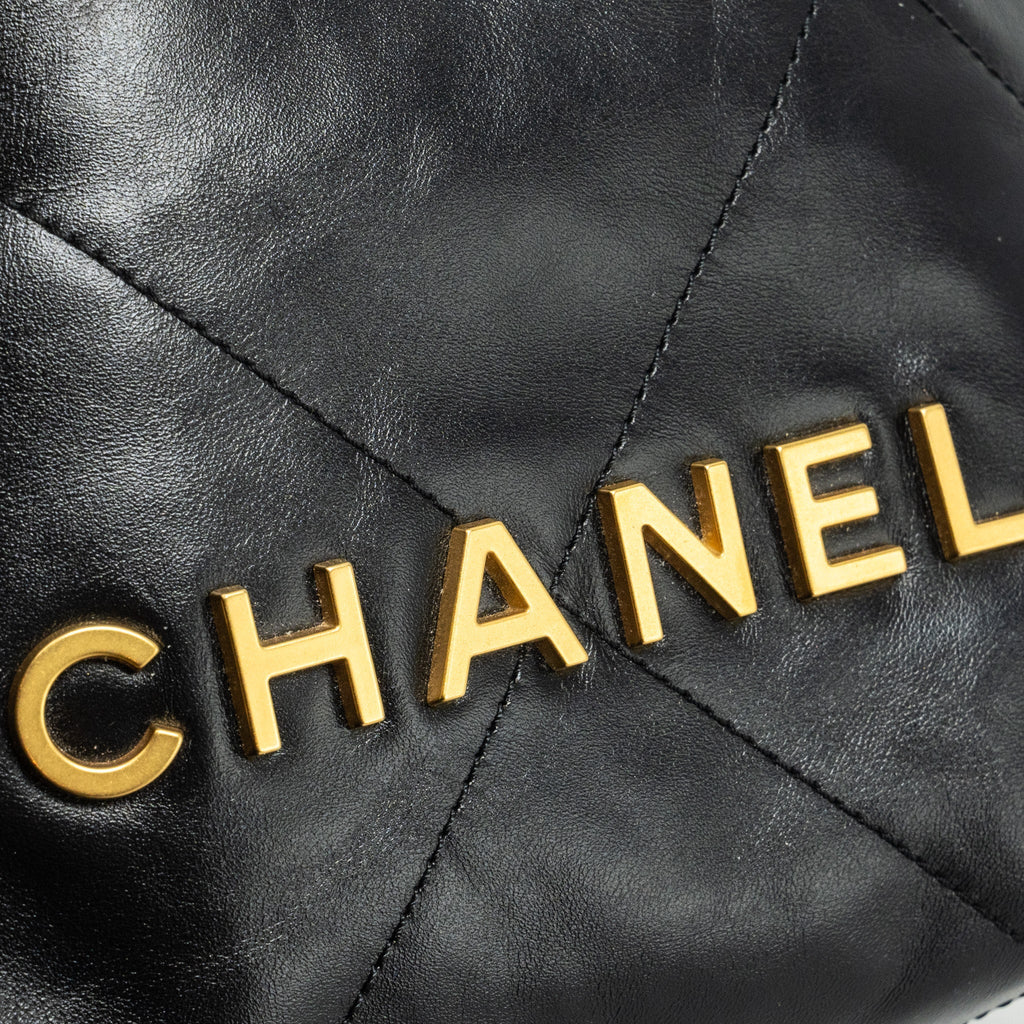 CHANEL MINI 22 BAG SHINY CALFSKIN BLACK GHW (MICROCHIP)