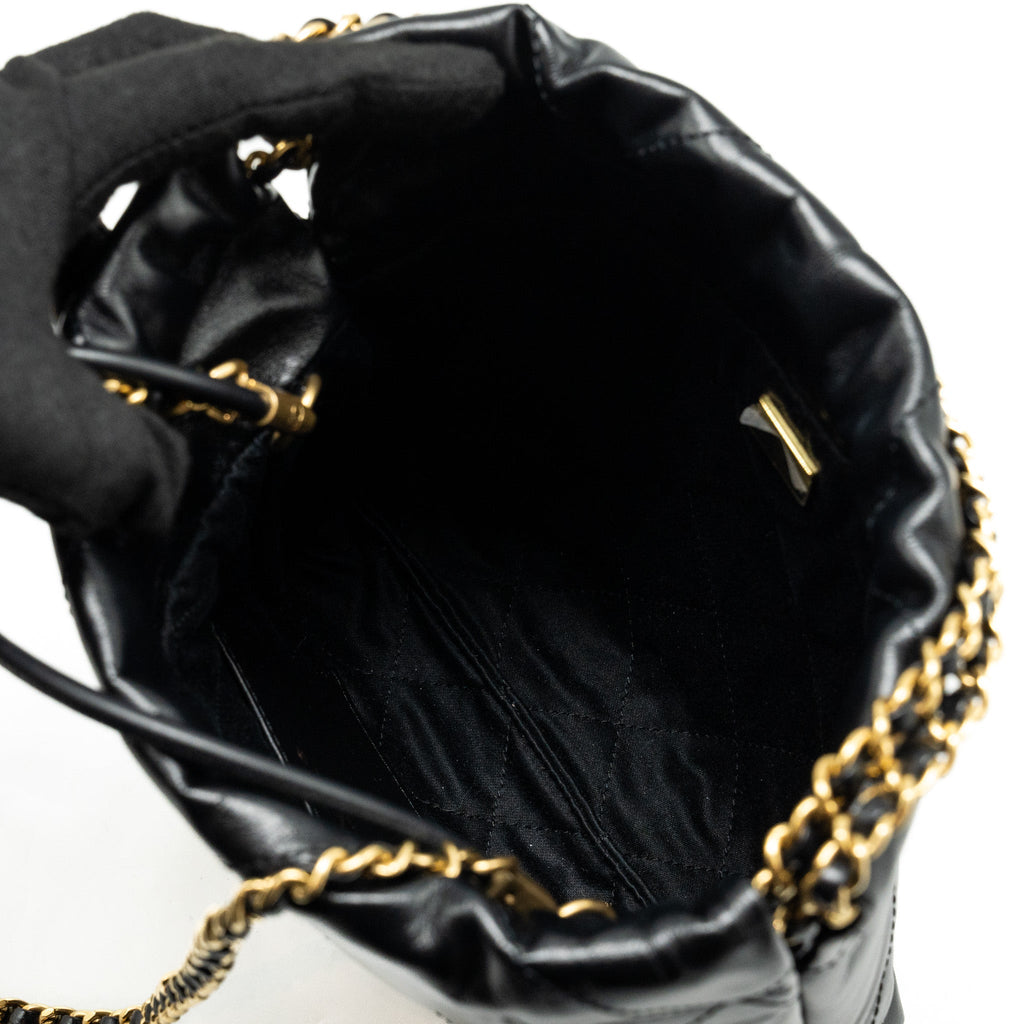 CHANEL MINI 22 BAG SHINY CALFSKIN BLACK GHW (MICROCHIP)